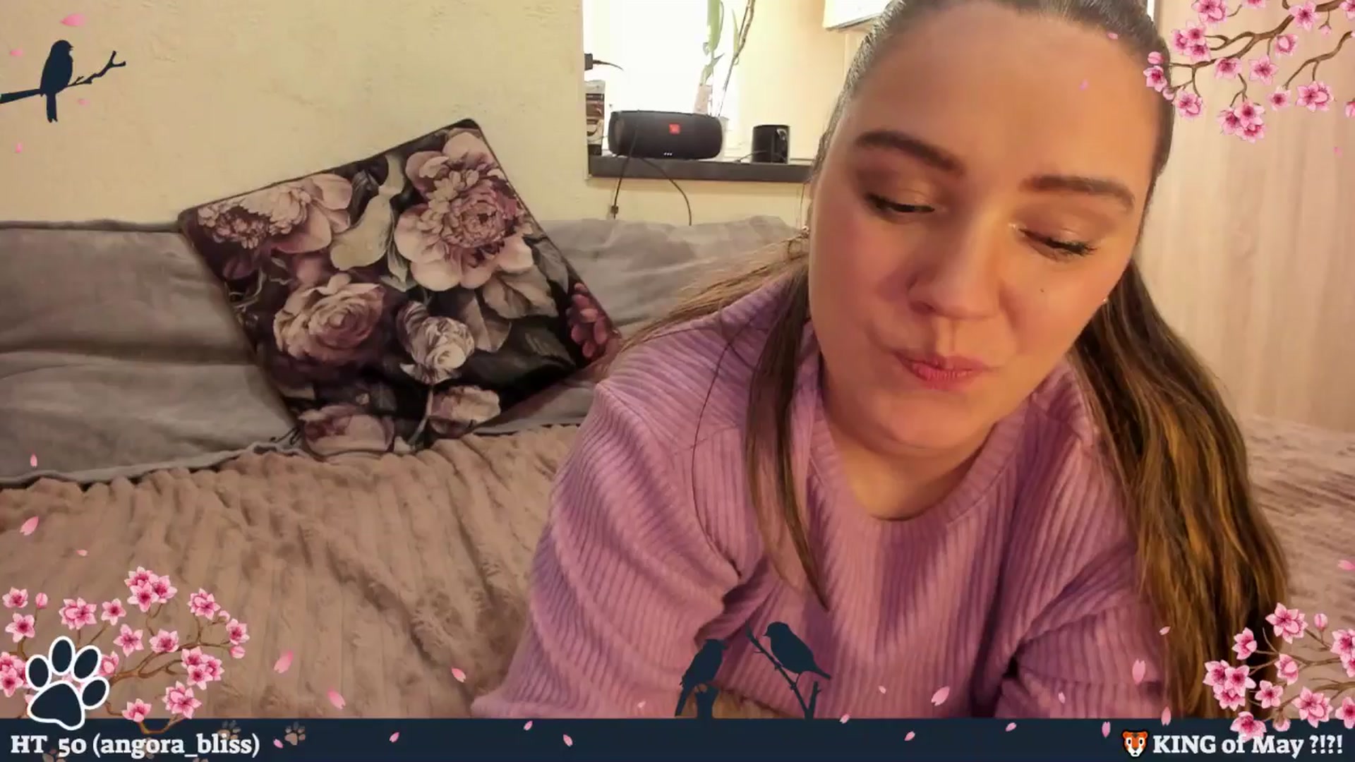 Gallery image thumbnail from Hell_Belle's myfreecams stream on, 05/01/2026, 13:42 image 10 of 20