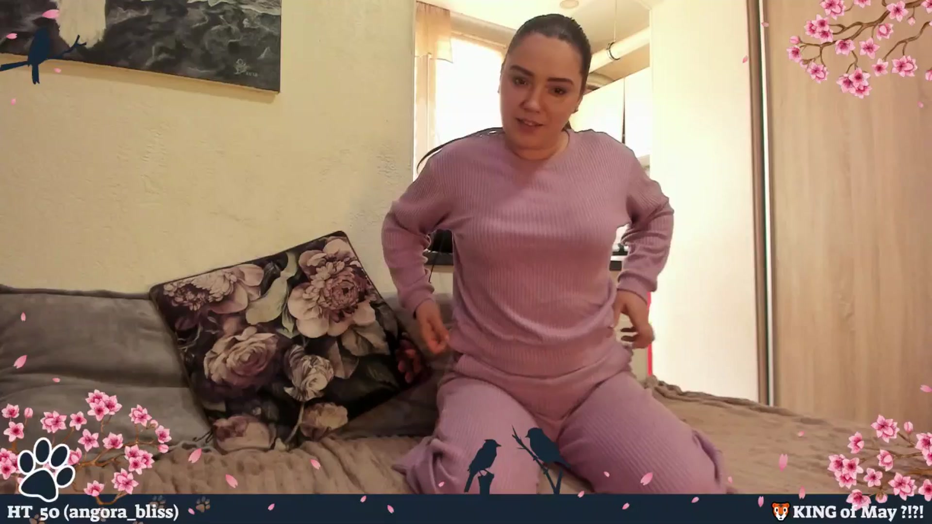 Gallery image thumbnail from Hell_Belle's myfreecams stream on, 05/01/2026, 13:42 image 11 of 20