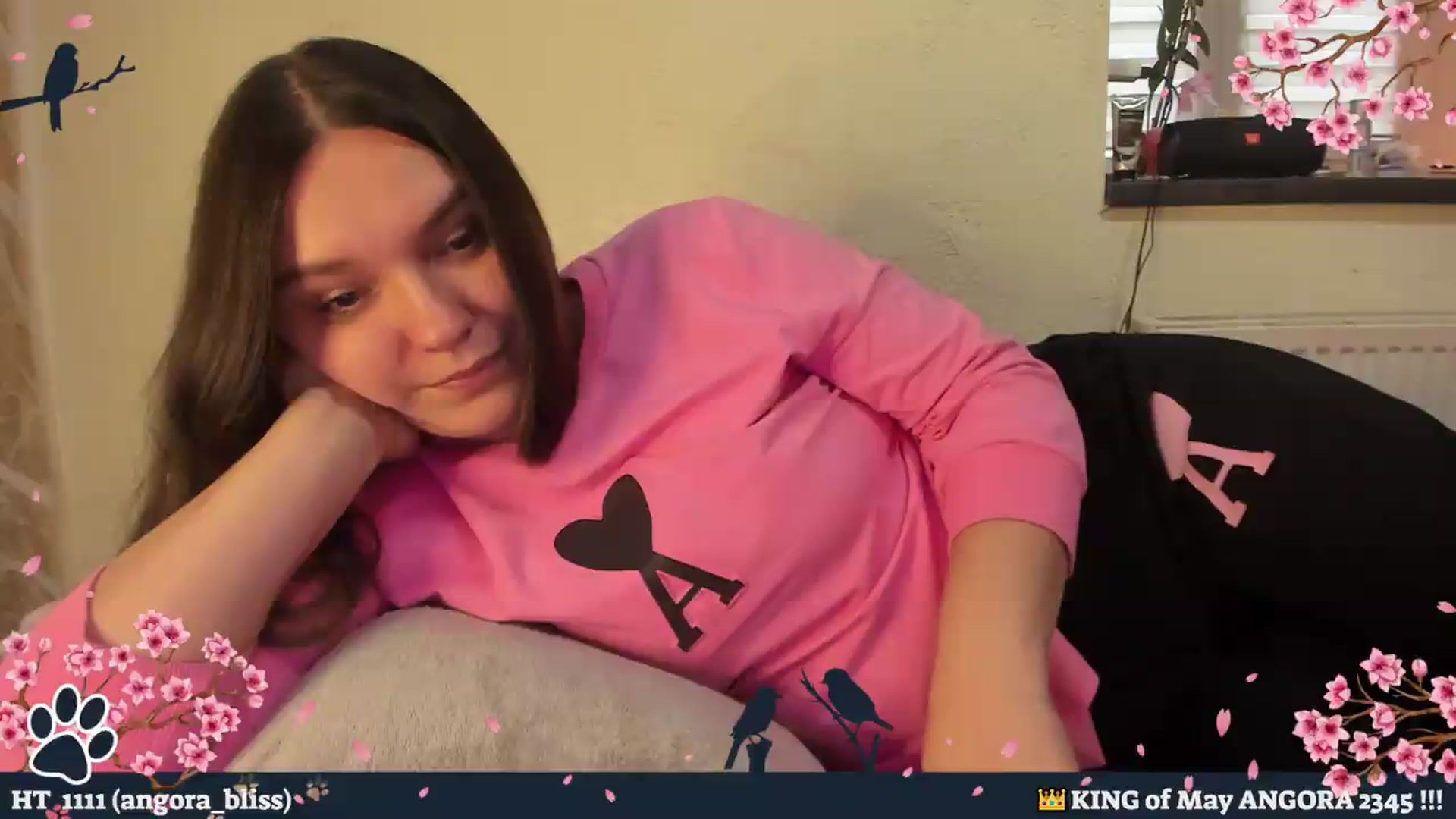 Gallery image thumbnail from Hell_Belle's myfreecams stream on, 05/11/2026, 17:06 image 6 of 20