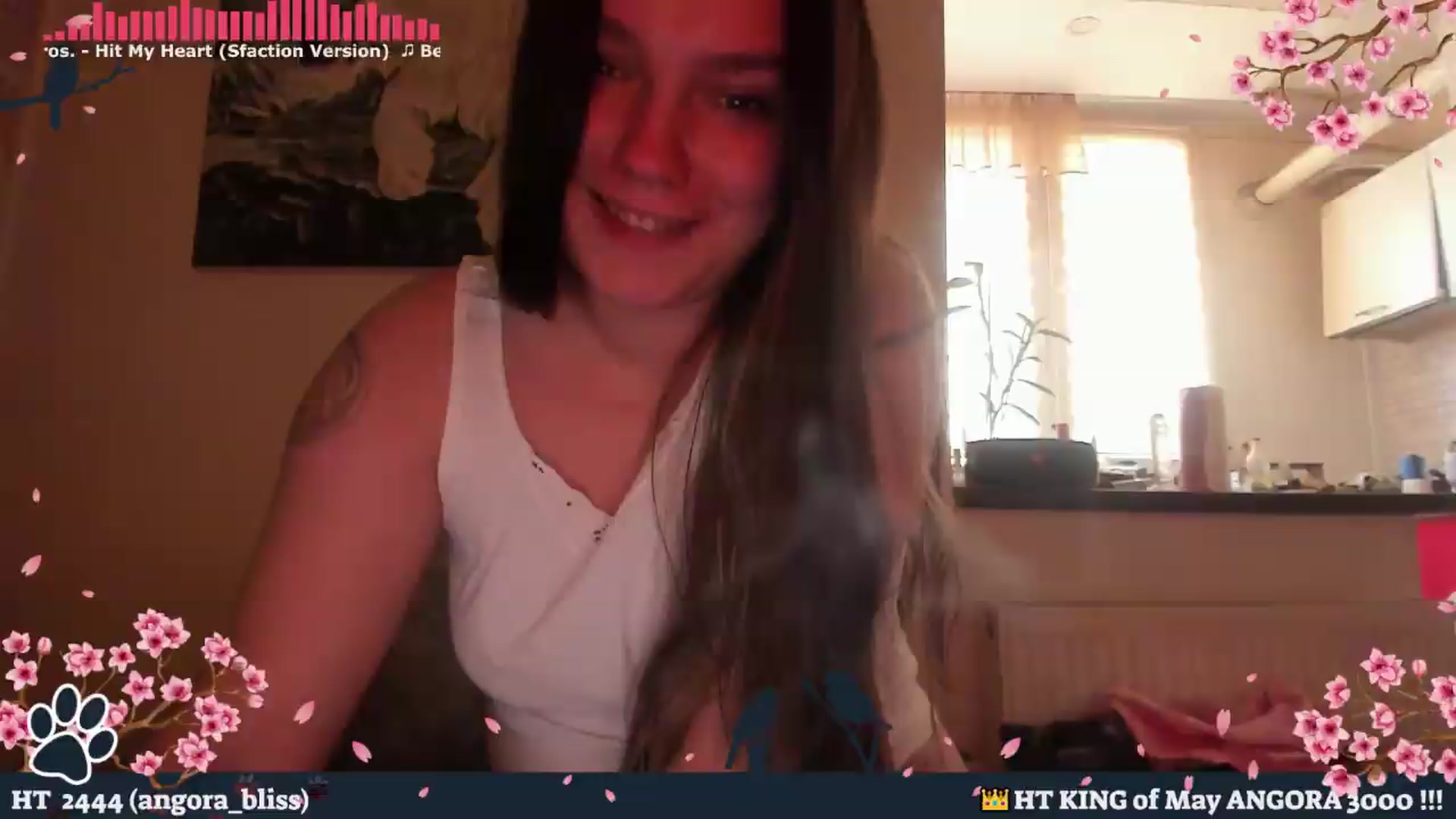 Gallery image thumbnail from Hell_Belle's myfreecams stream on, 05/25/2026, 15:37 image 2 of 20