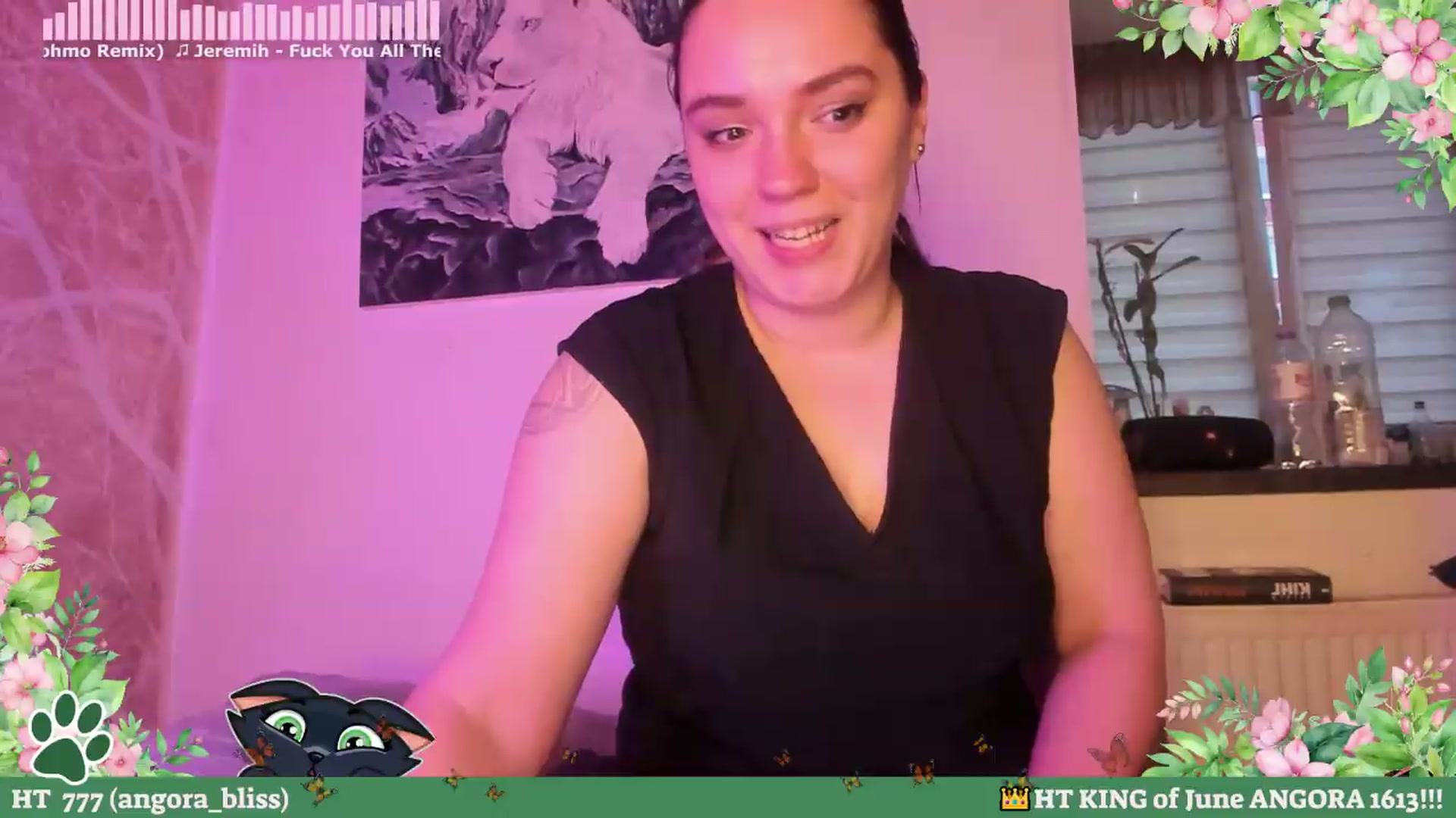 Gallery image thumbnail from Hell_Belle's myfreecams stream on, 06/04/2026, 18:28 image 15 of 20