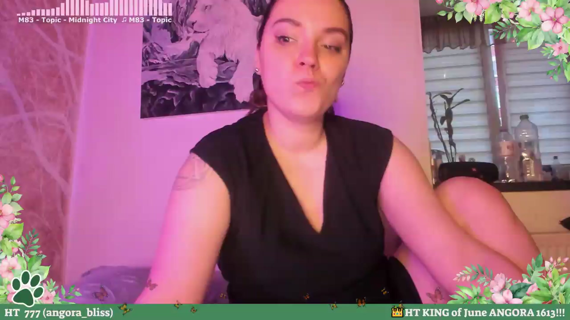 Gallery image thumbnail from Hell_Belle's myfreecams stream on, 06/04/2026, 18:28 image 12 of 20