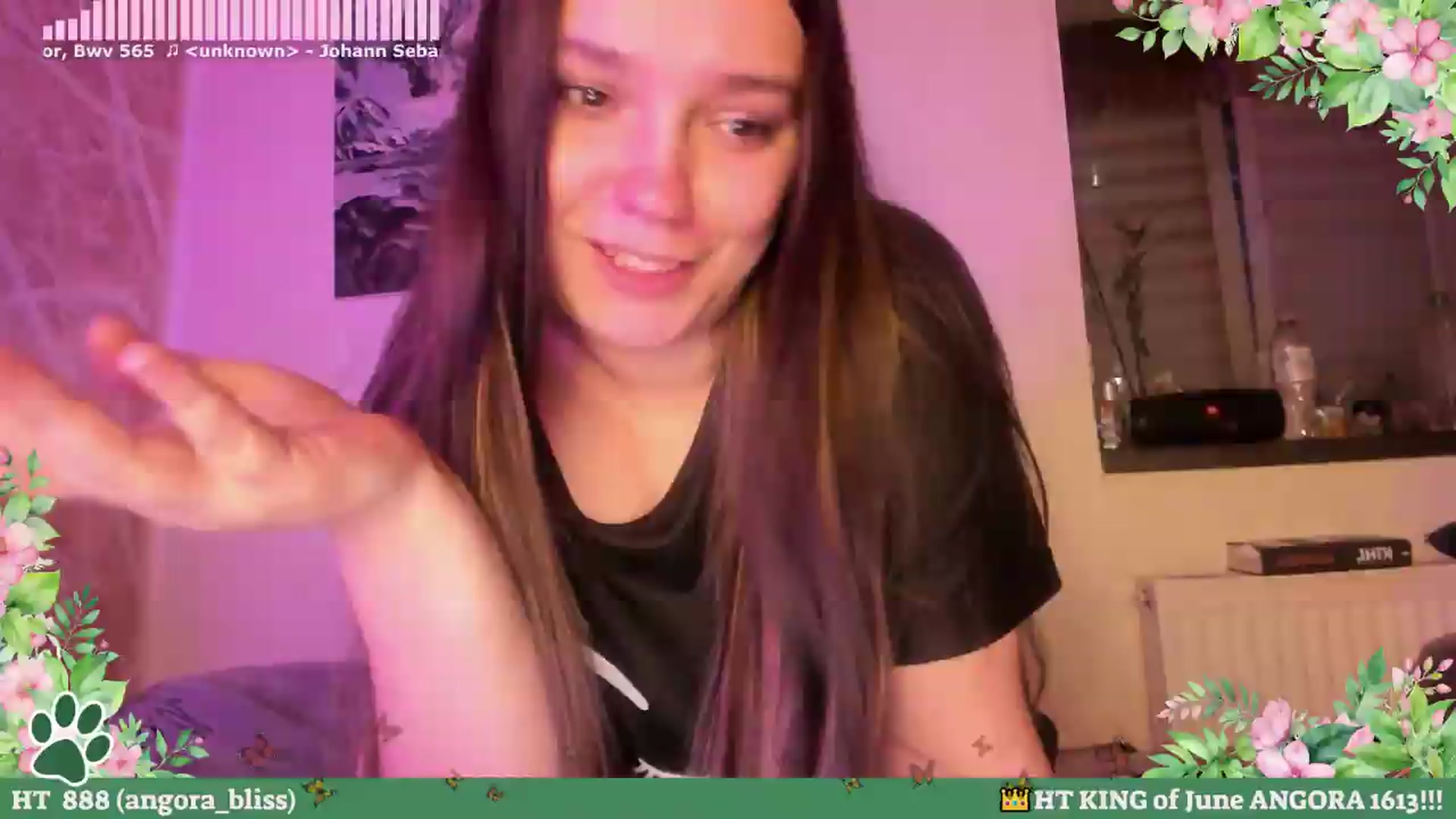 Gallery image thumbnail from Hell_Belle's myfreecams stream on, 06/05/2026, 19:09 image 6 of 20