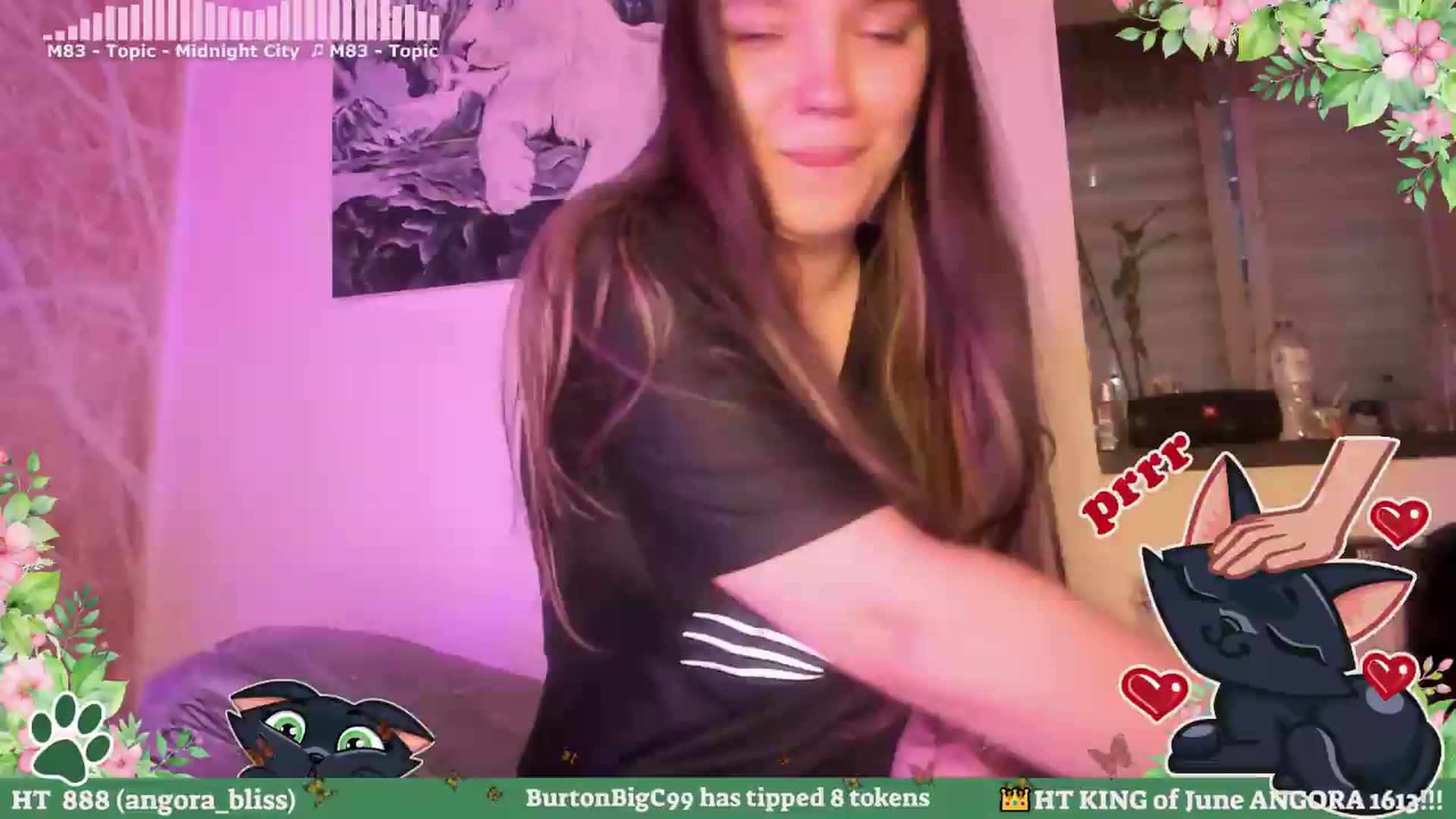 Gallery image thumbnail from Hell_Belle's myfreecams stream on, 06/05/2026, 19:09 image 2 of 20
