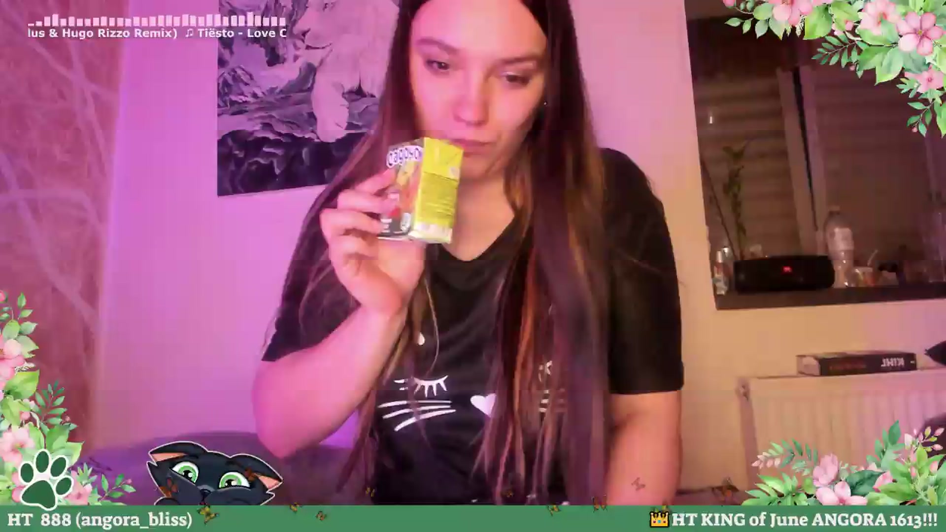 Gallery image thumbnail from Hell_Belle's myfreecams stream on, 06/05/2026, 19:09 image 14 of 20