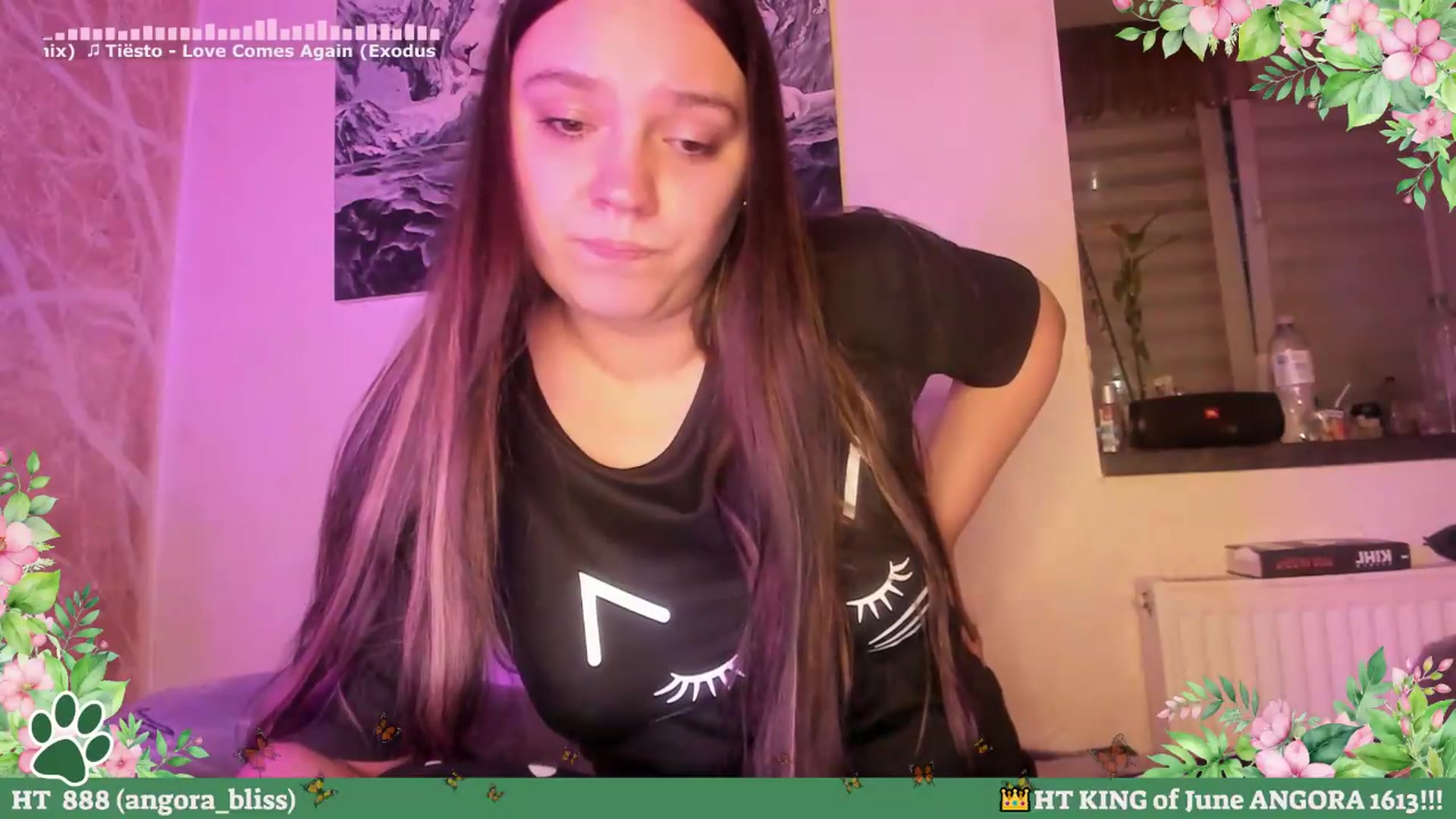 Gallery image thumbnail from Hell_Belle's myfreecams stream on, 06/05/2026, 19:09 image 9 of 20
