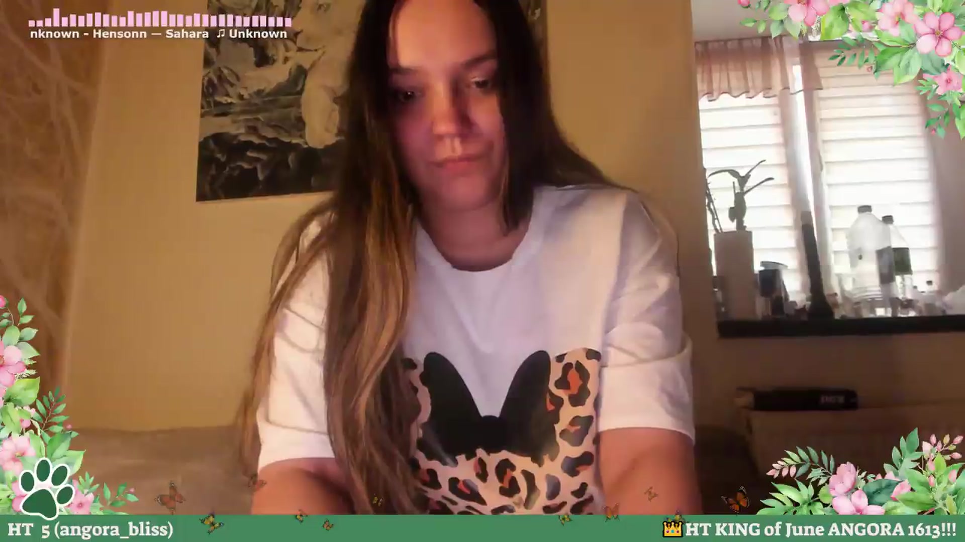 Gallery image thumbnail from Hell_Belle's myfreecams stream on, 06/10/2026, 18:11 image 11 of 20
