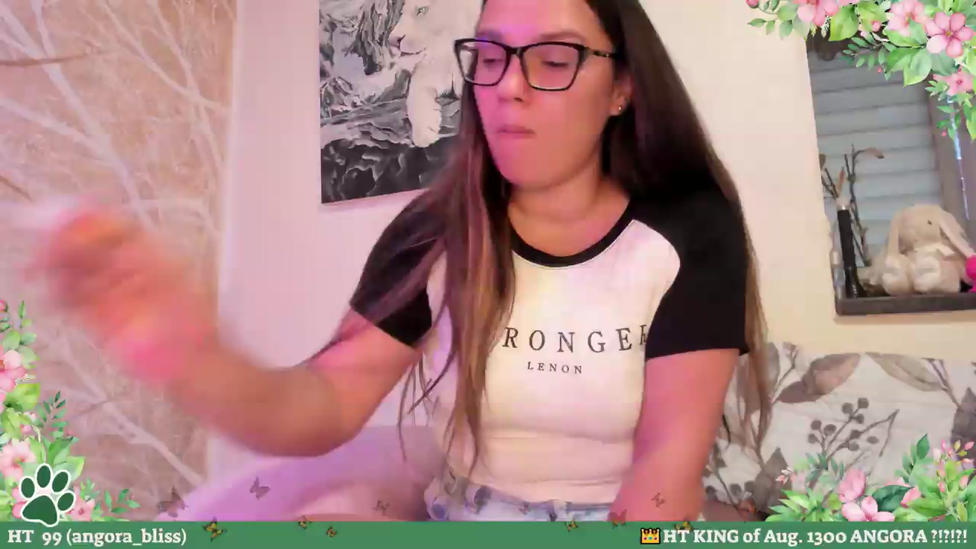 Gallery image thumbnail from Hell_Belle's myfreecams stream on, 08/26/2026, 18:52 image 5 of 20