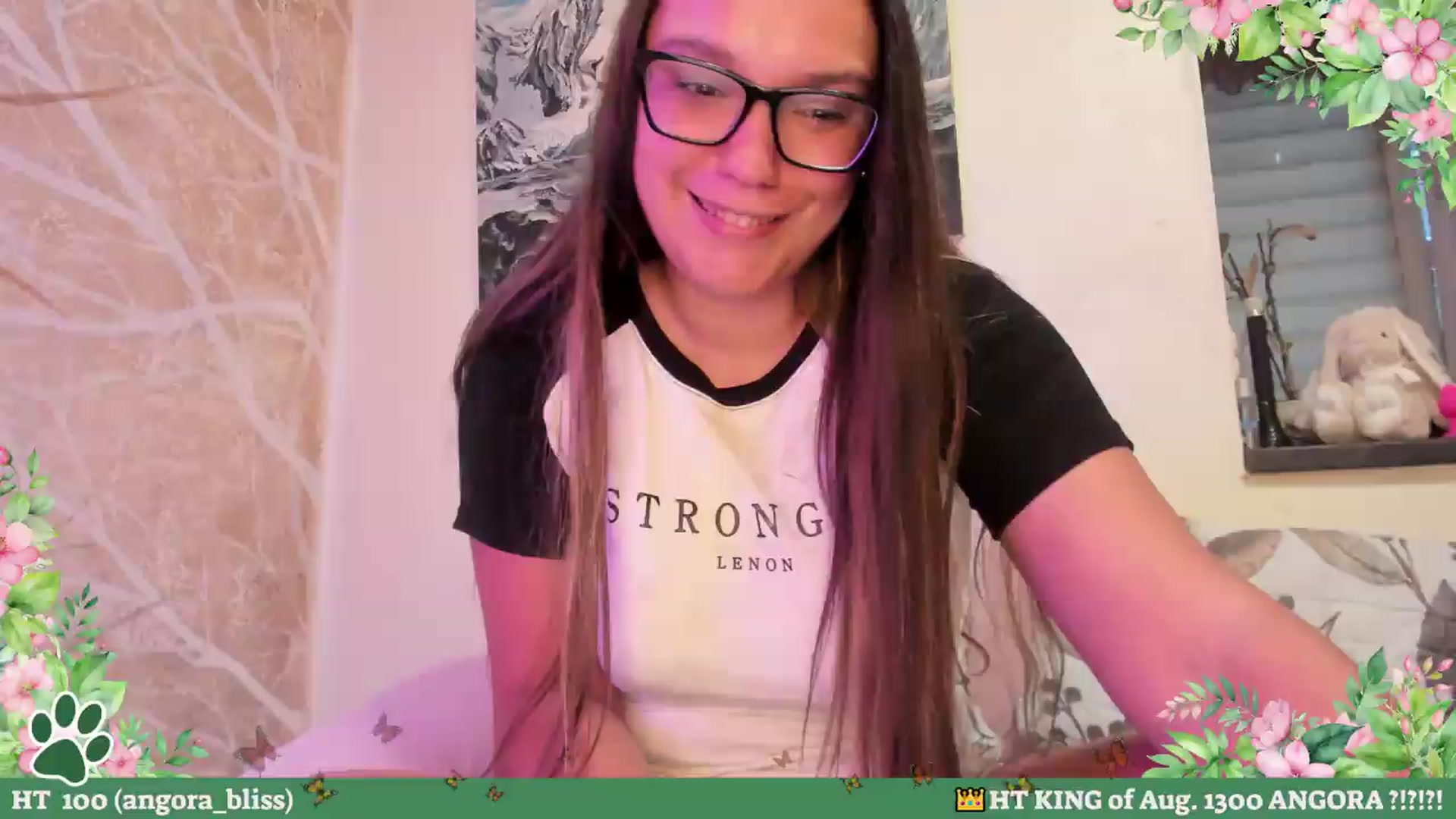 Gallery image thumbnail from Hell_Belle's myfreecams stream on, 08/26/2026, 18:52 image 6 of 20