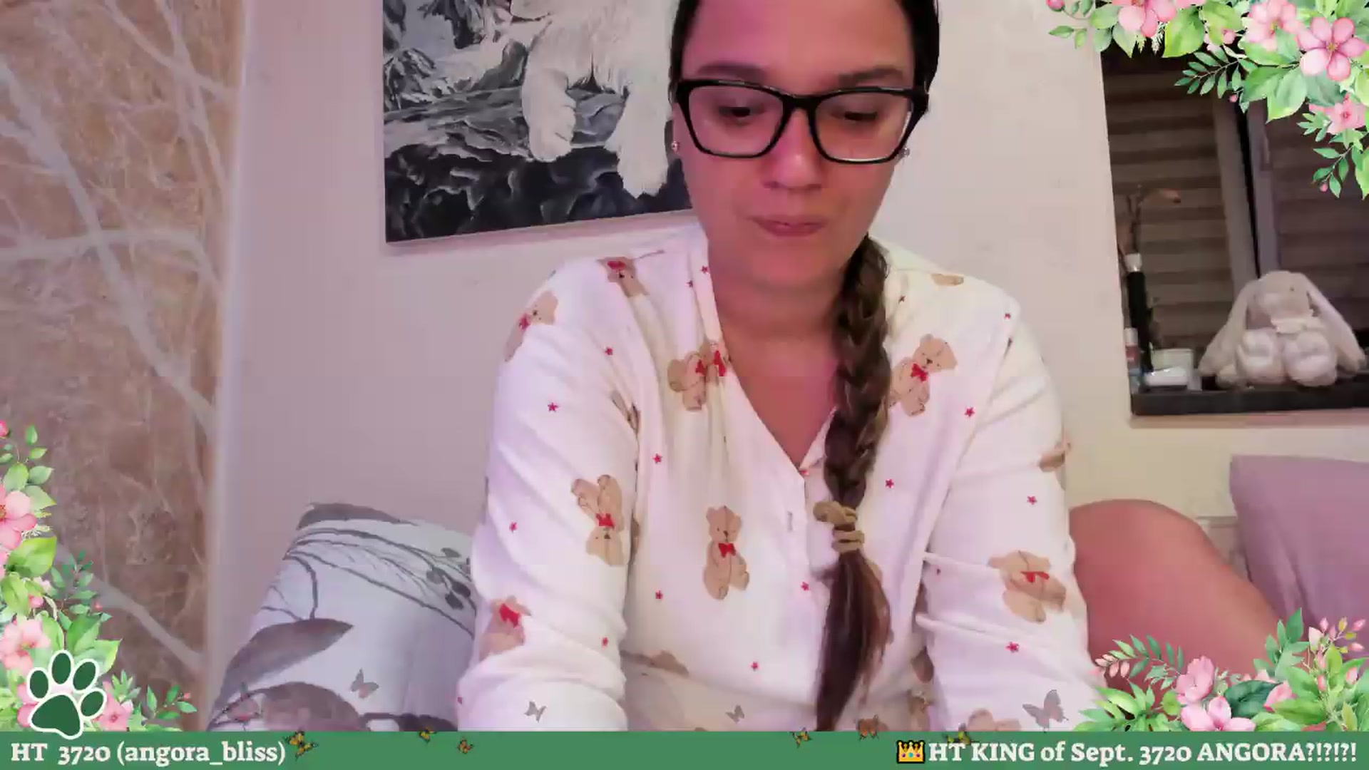 Gallery image thumbnail from Hell_Belle's myfreecams stream on, 09/01/2026, 18:28 image 12 of 20