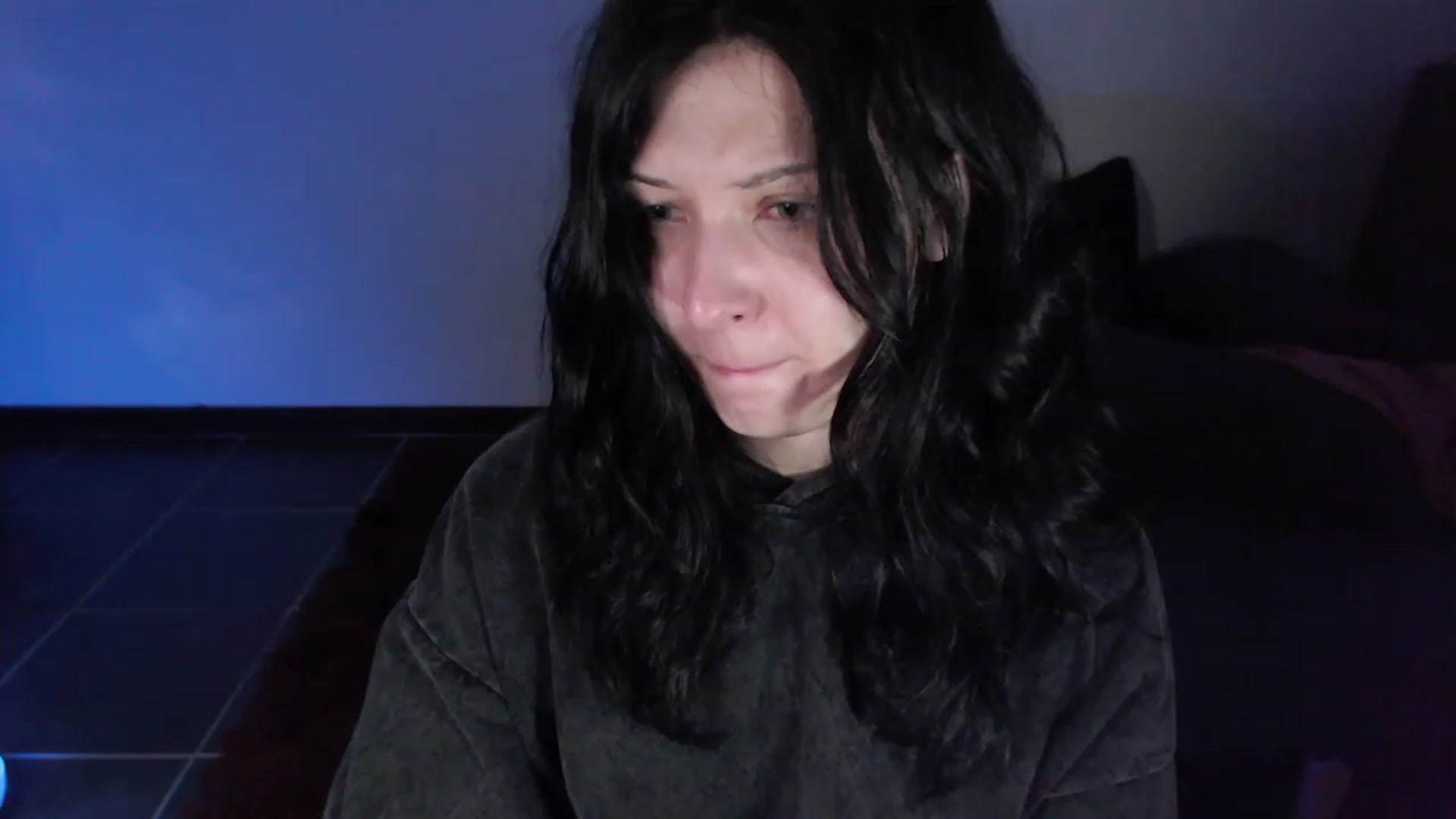 Gallery image thumbnail from HellaNariman's myfreecams stream on, 01/08/2024, 02:17 image 14 of 20