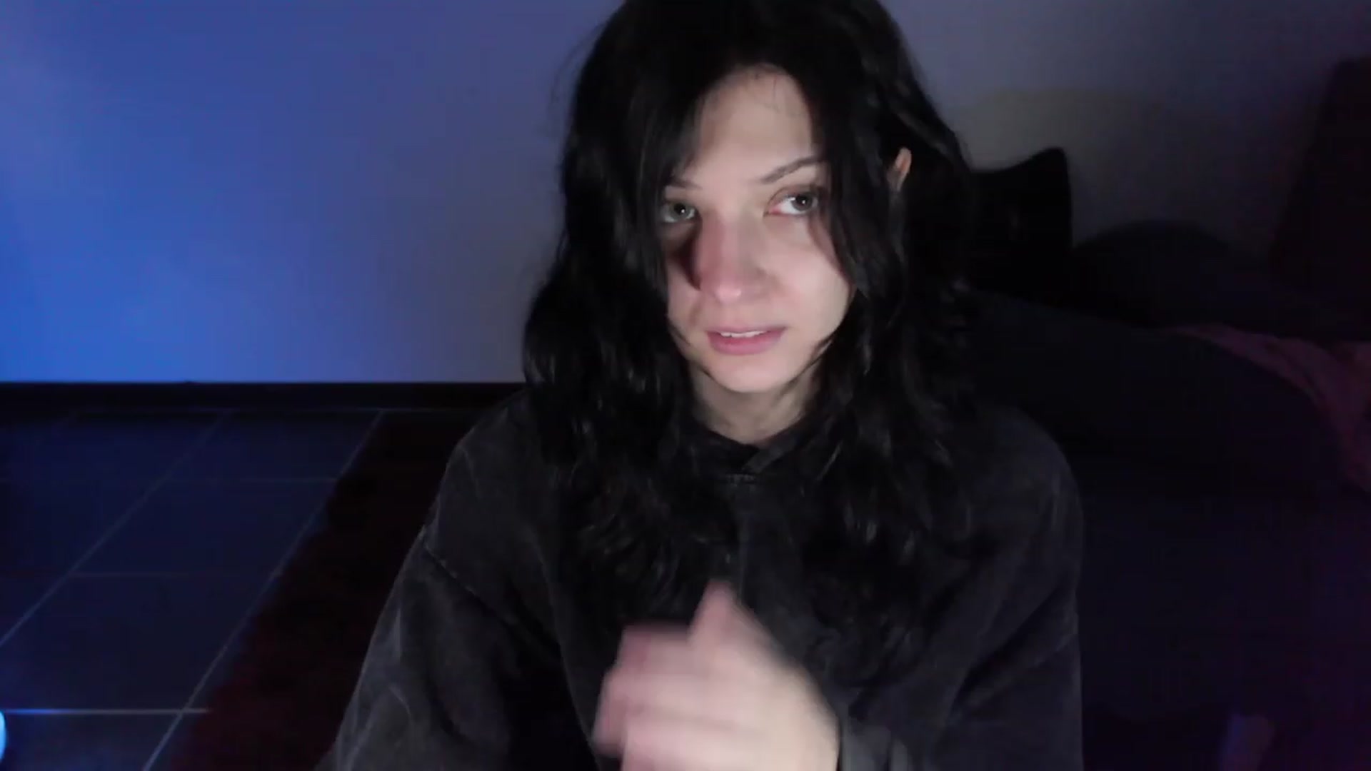 Gallery image thumbnail from HellaNariman's myfreecams stream on, 01/08/2024, 02:17 image 13 of 20