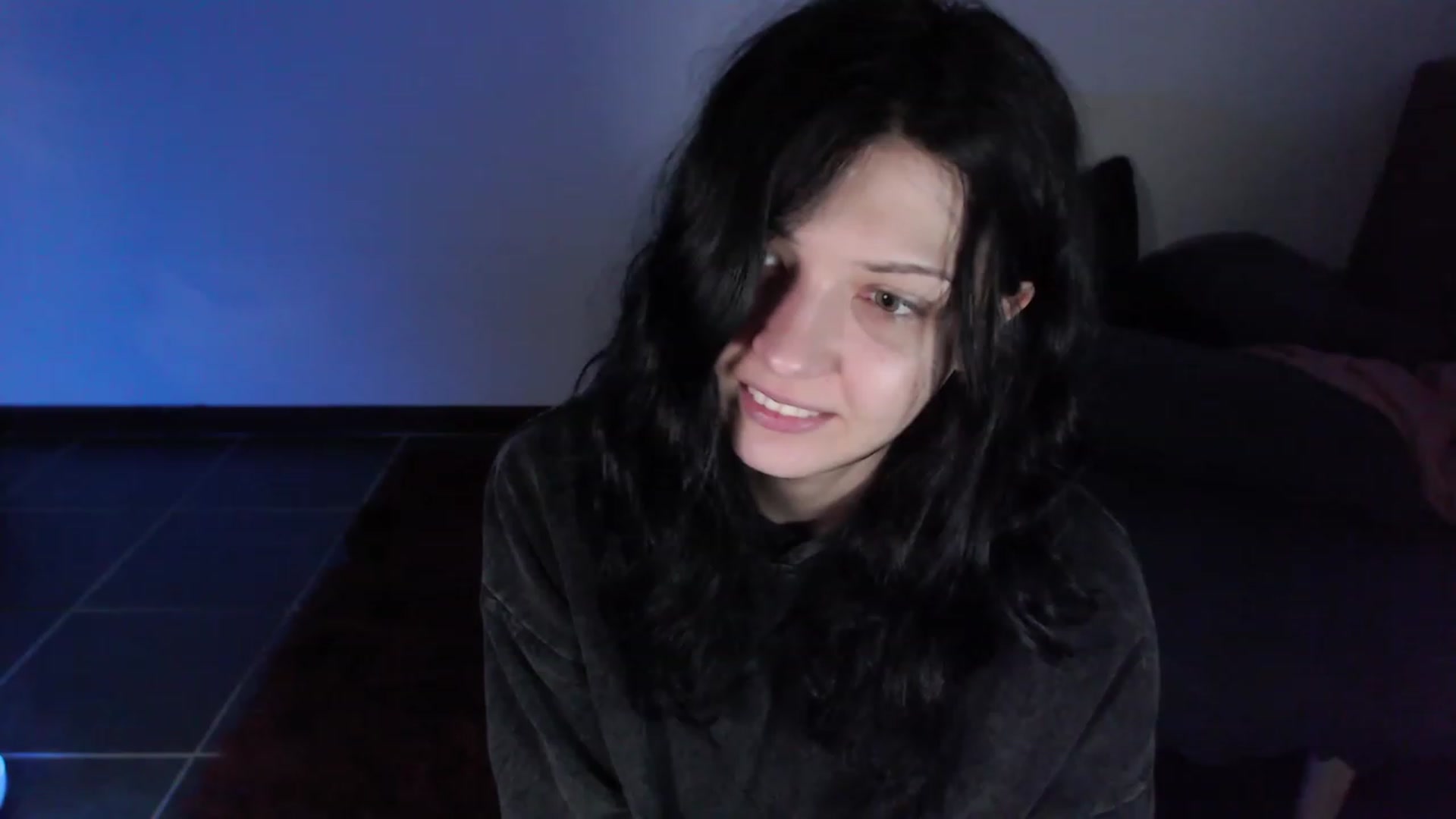 Gallery image thumbnail from HellaNariman's myfreecams stream on, 01/08/2024, 02:17 image 10 of 20