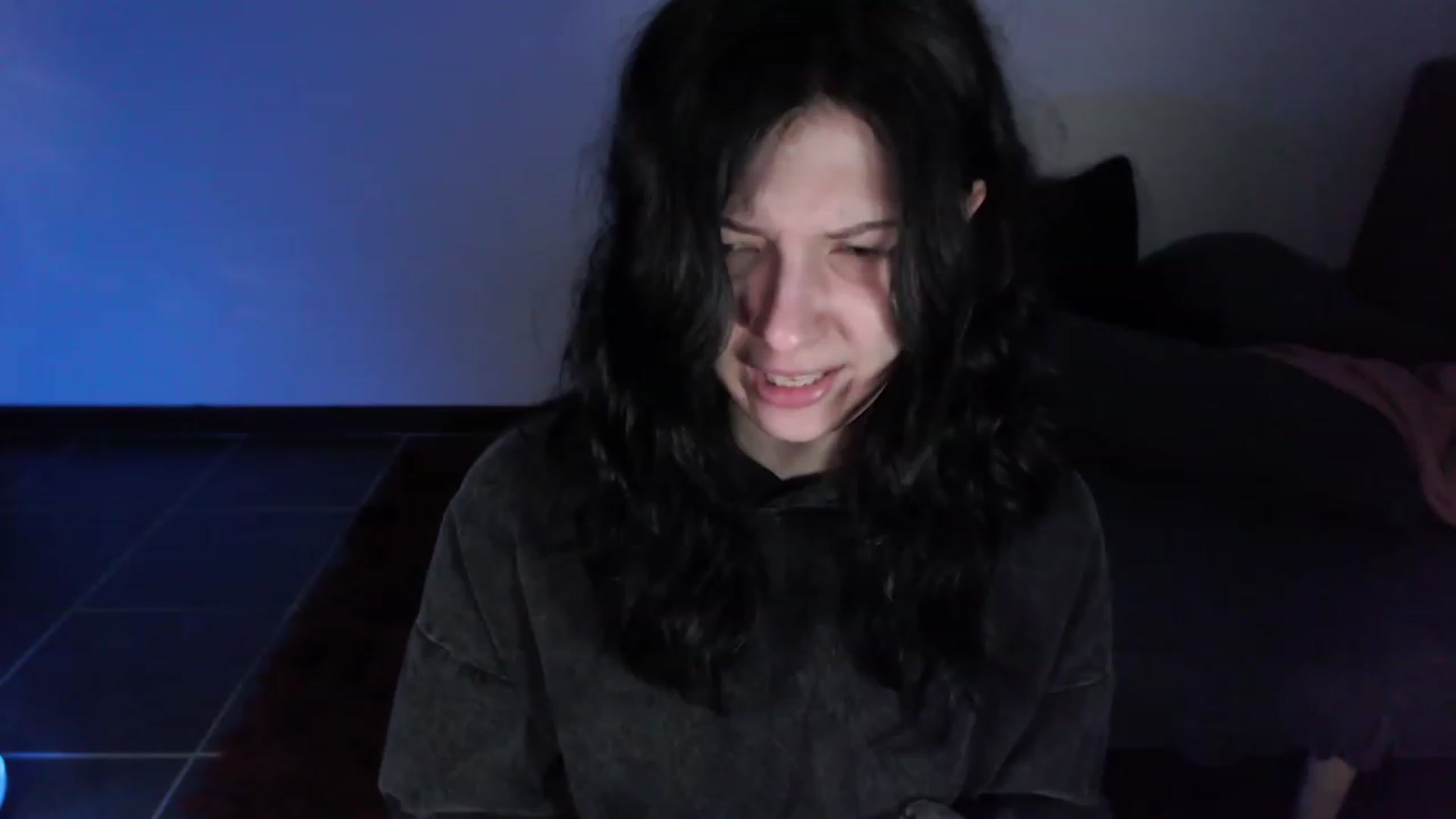 Gallery image thumbnail from HellaNariman's myfreecams stream on, 01/08/2024, 02:17 image 7 of 20