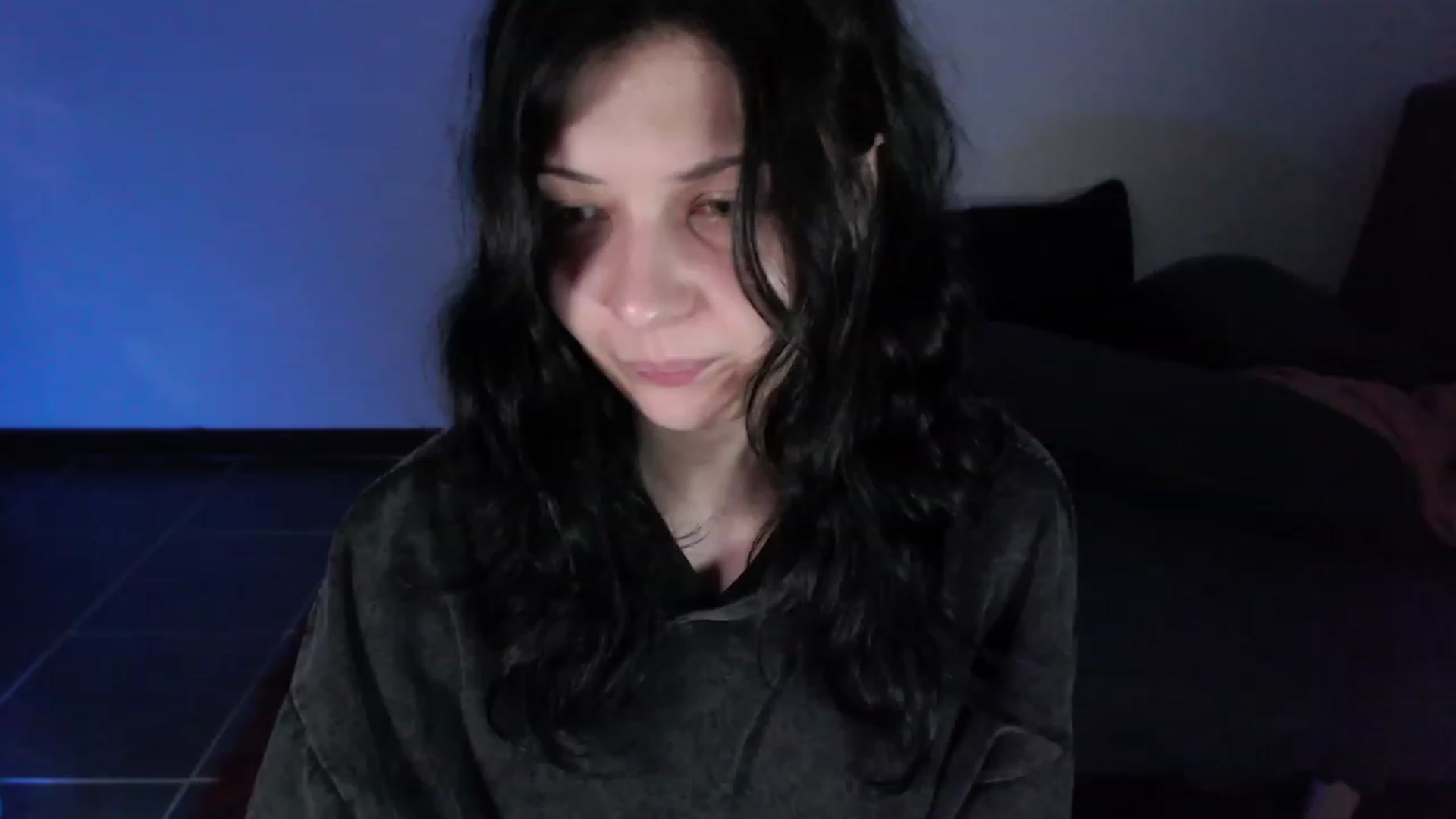 Gallery image thumbnail from HellaNariman's myfreecams stream on, 01/08/2024, 02:17 image 4 of 20