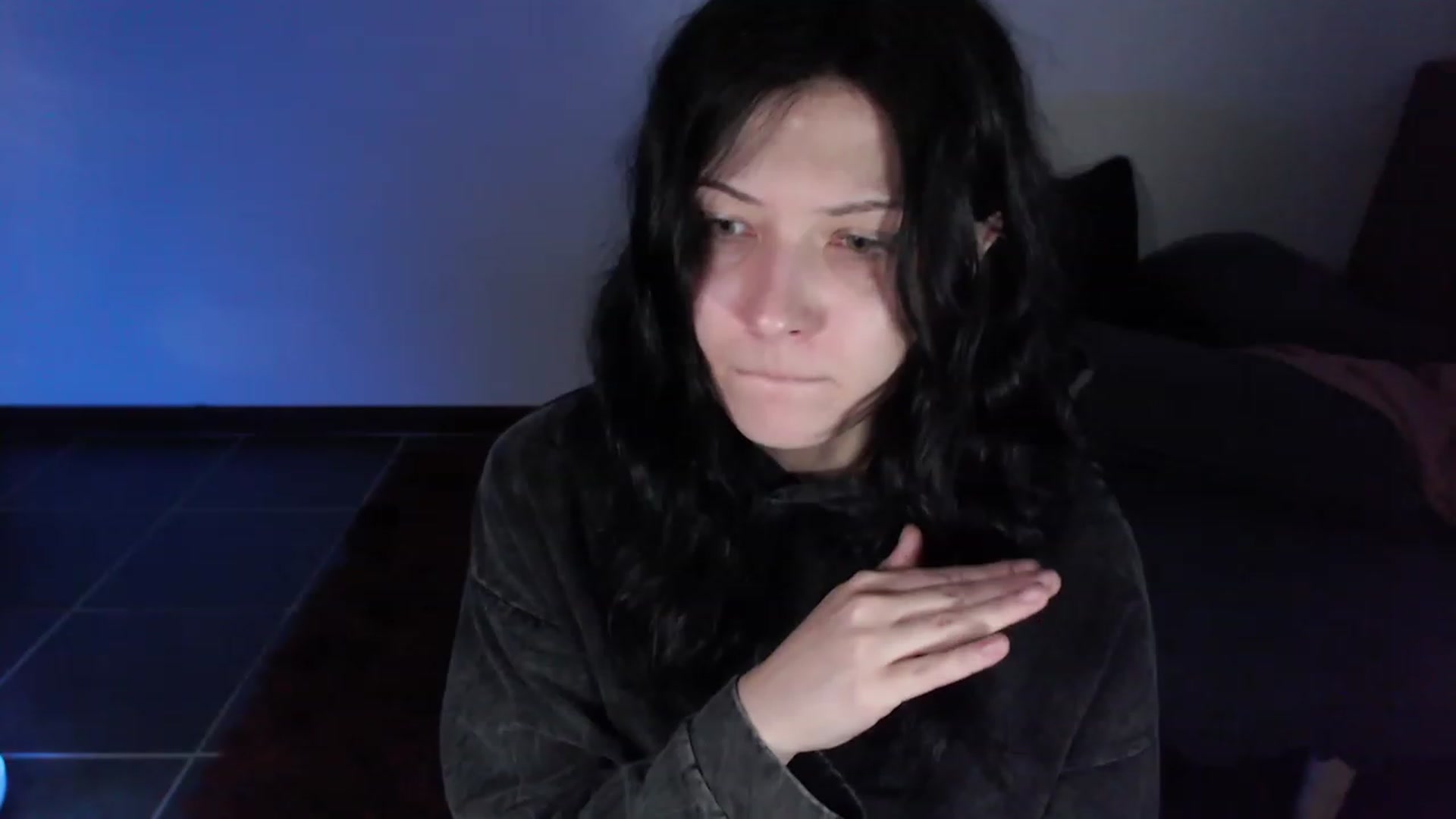 Gallery image thumbnail from HellaNariman's myfreecams stream on, 01/08/2024, 02:17 image 9 of 20