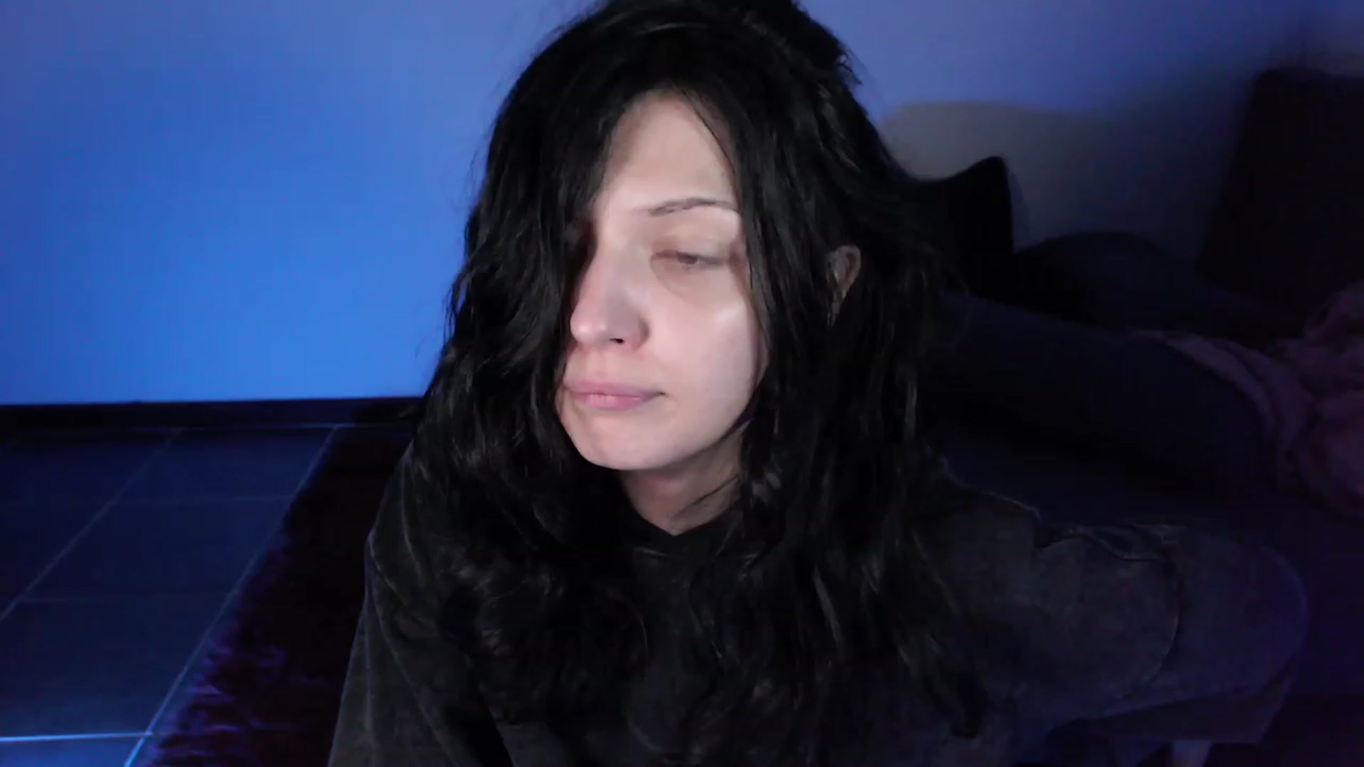 Gallery image thumbnail from HellaNariman's myfreecams stream on, 01/08/2024, 05:12 image 10 of 20