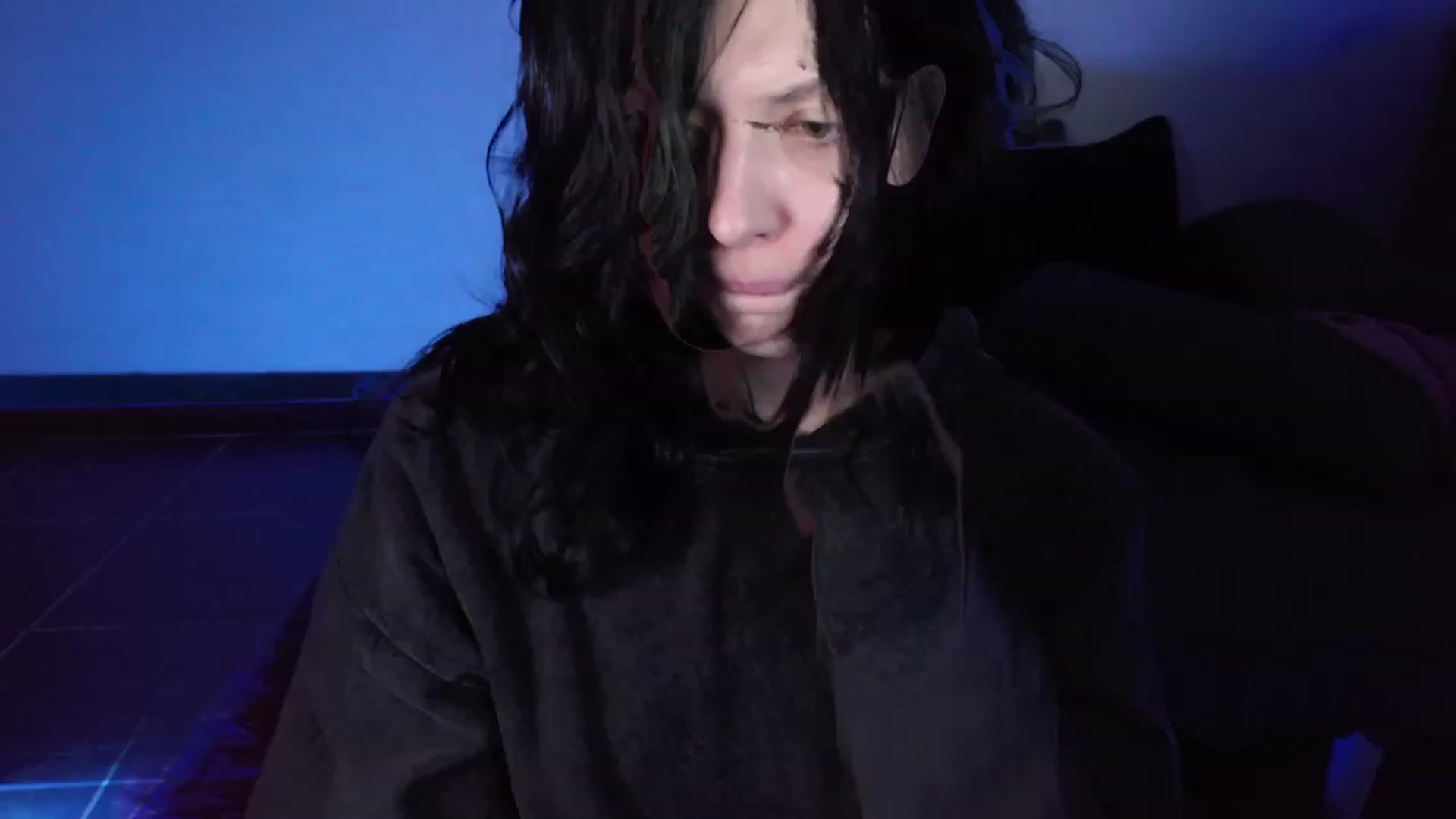 Gallery image thumbnail from HellaNariman's myfreecams stream on, 01/08/2024, 05:12 image 5 of 20