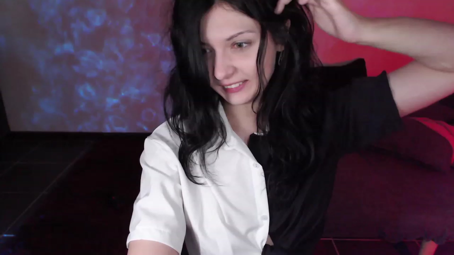 Gallery image thumbnail from HellaNariman's myfreecams stream on, 01/09/2024, 24:08 image 18 of 20