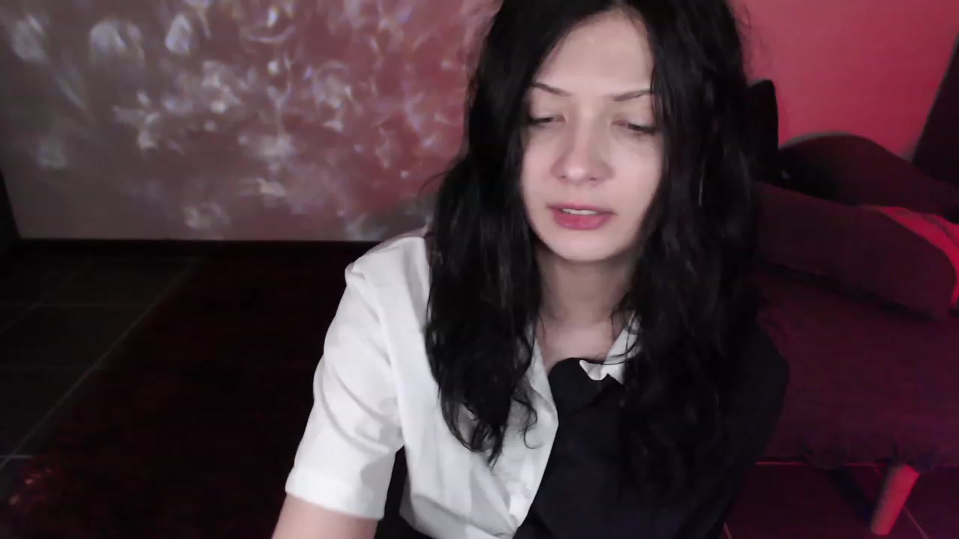 Gallery image thumbnail from HellaNariman's myfreecams stream on, 01/09/2024, 24:08 image 5 of 20