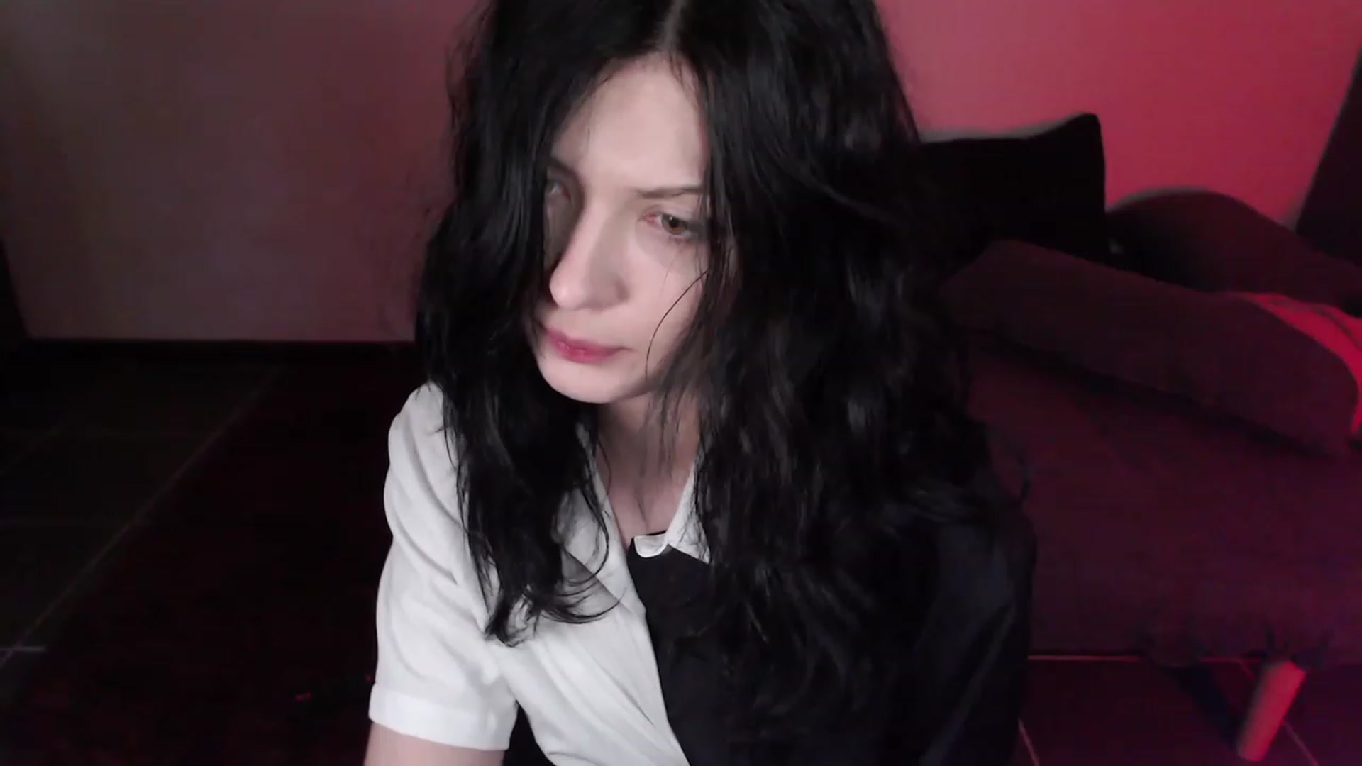 Gallery image thumbnail from HellaNariman's myfreecams stream on, 01/09/2024, 24:08 image 10 of 20