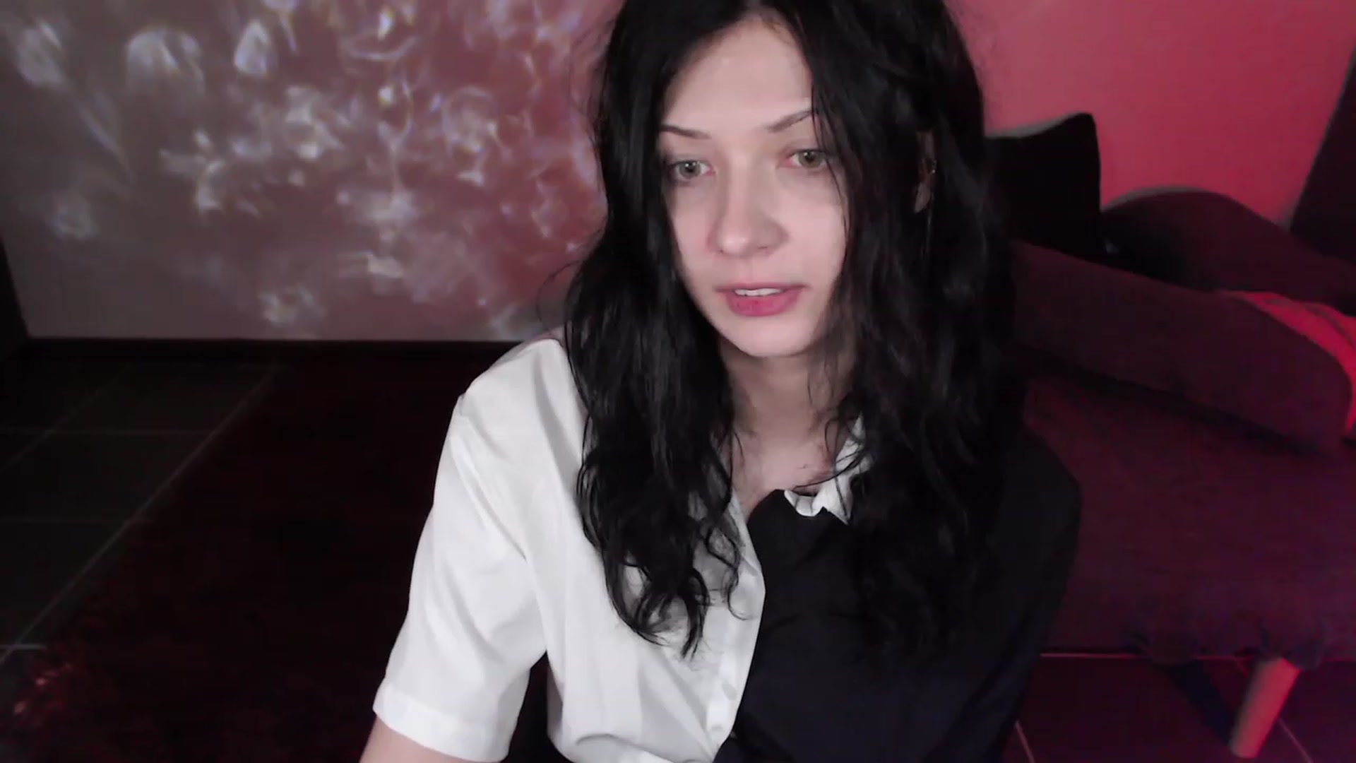 Gallery image thumbnail from HellaNariman's myfreecams stream on, 01/09/2024, 24:08 image 4 of 20