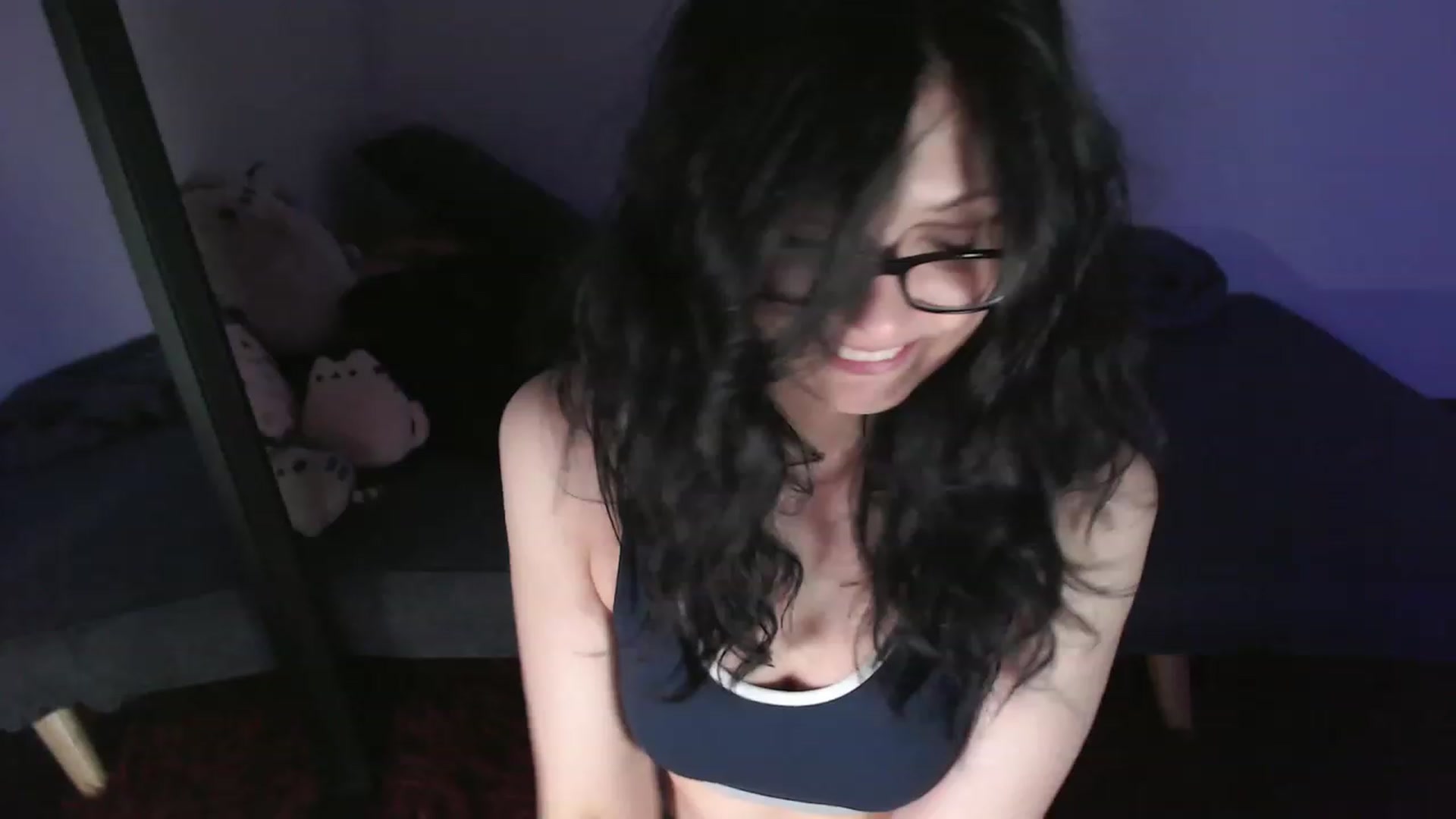 Gallery image thumbnail from HellaOld's myfreecams stream on, 01/10/2024, 04:24 image 15 of 20