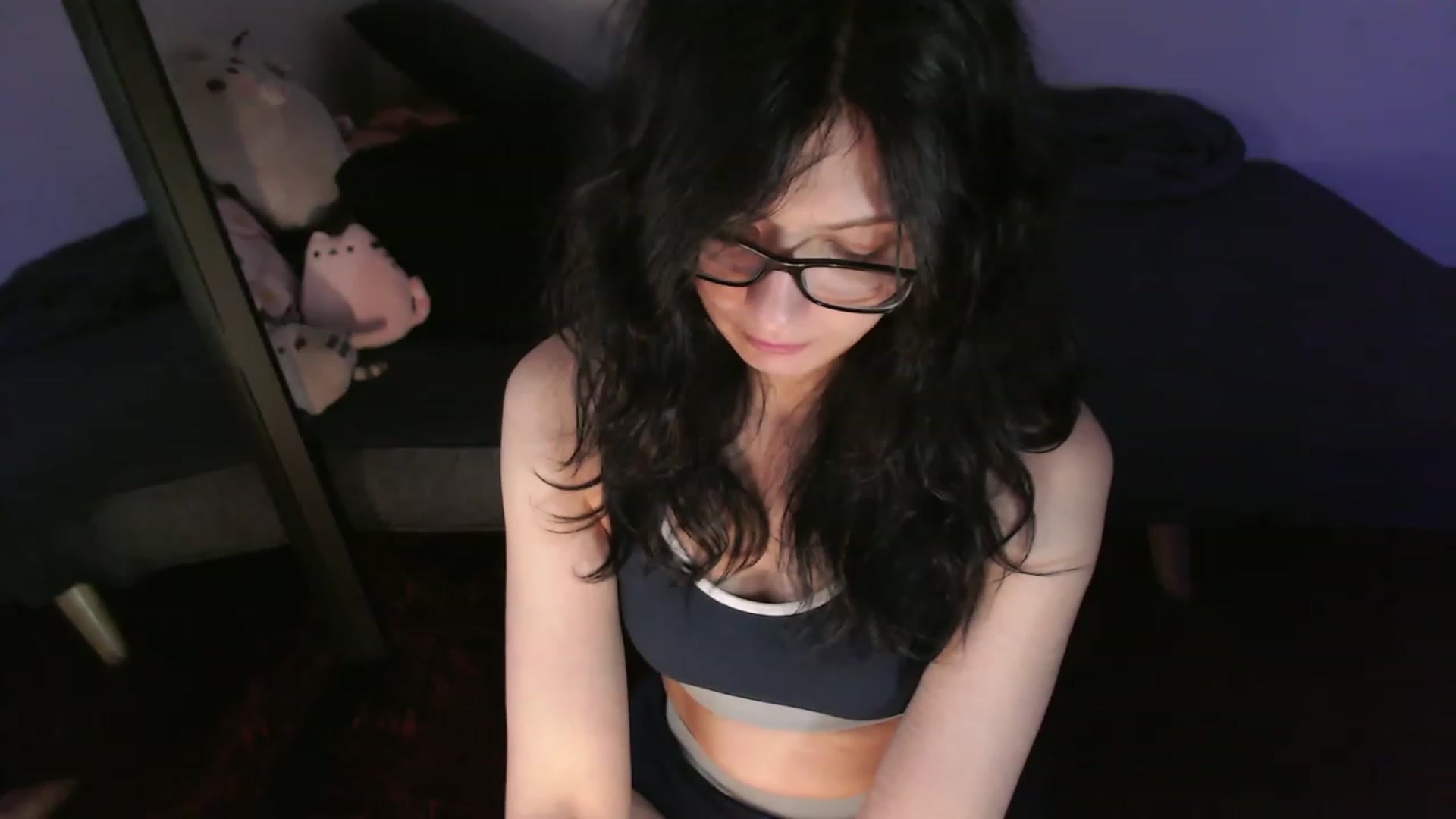 Gallery image thumbnail from HellaOld's myfreecams stream on, 01/10/2024, 05:19 image 9 of 20