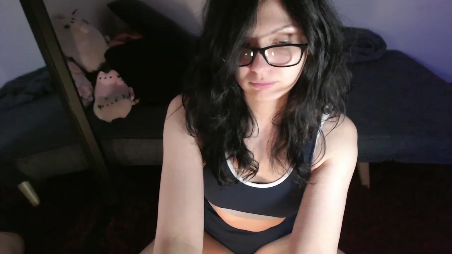 Gallery image thumbnail from HellaOld's myfreecams stream on, 01/10/2024, 05:19 image 17 of 20