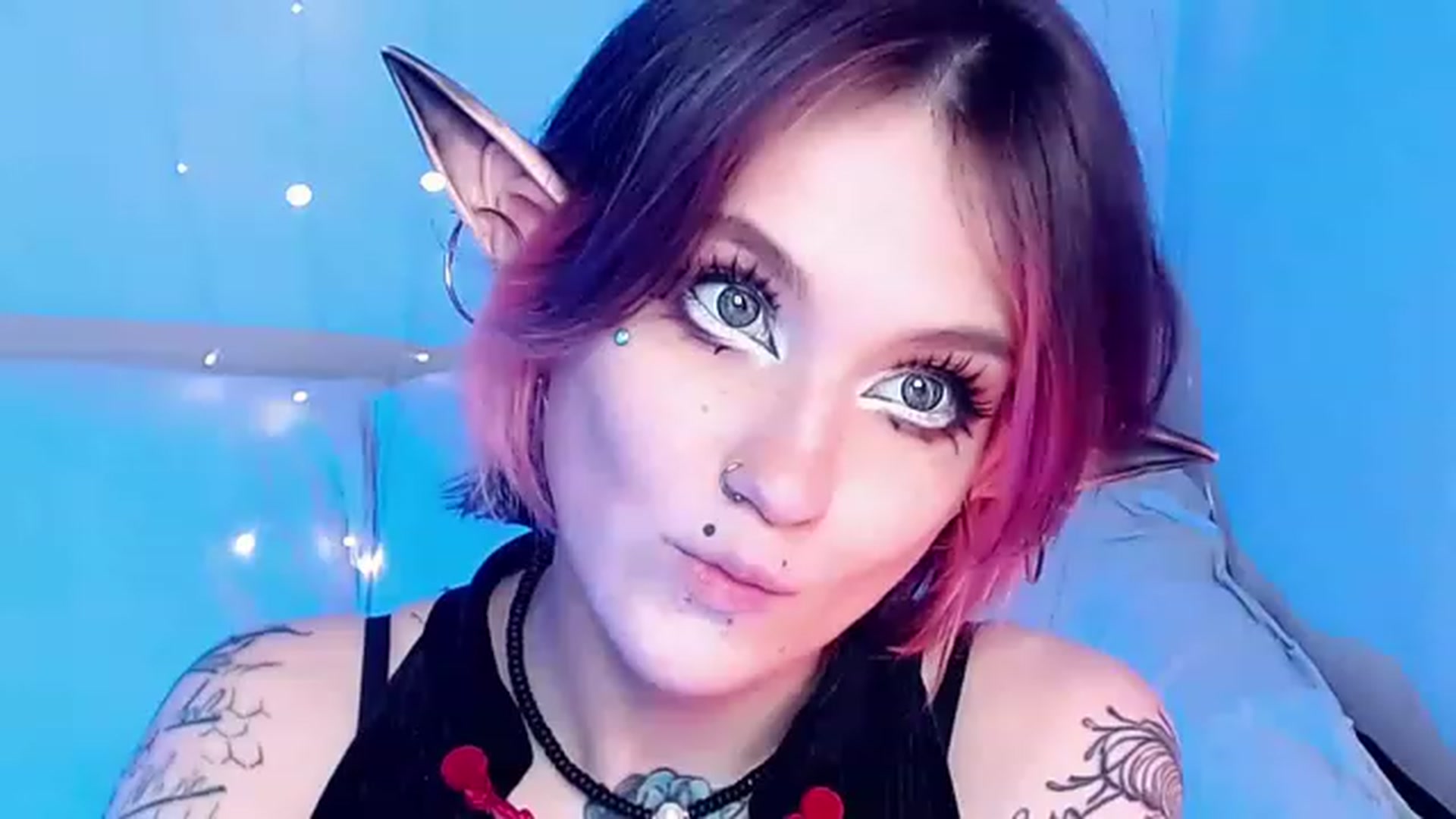 Gallery image thumbnail from Hella_Hell's myfreecams stream on, 08/05/2023, 11:42 image 12 of 20
