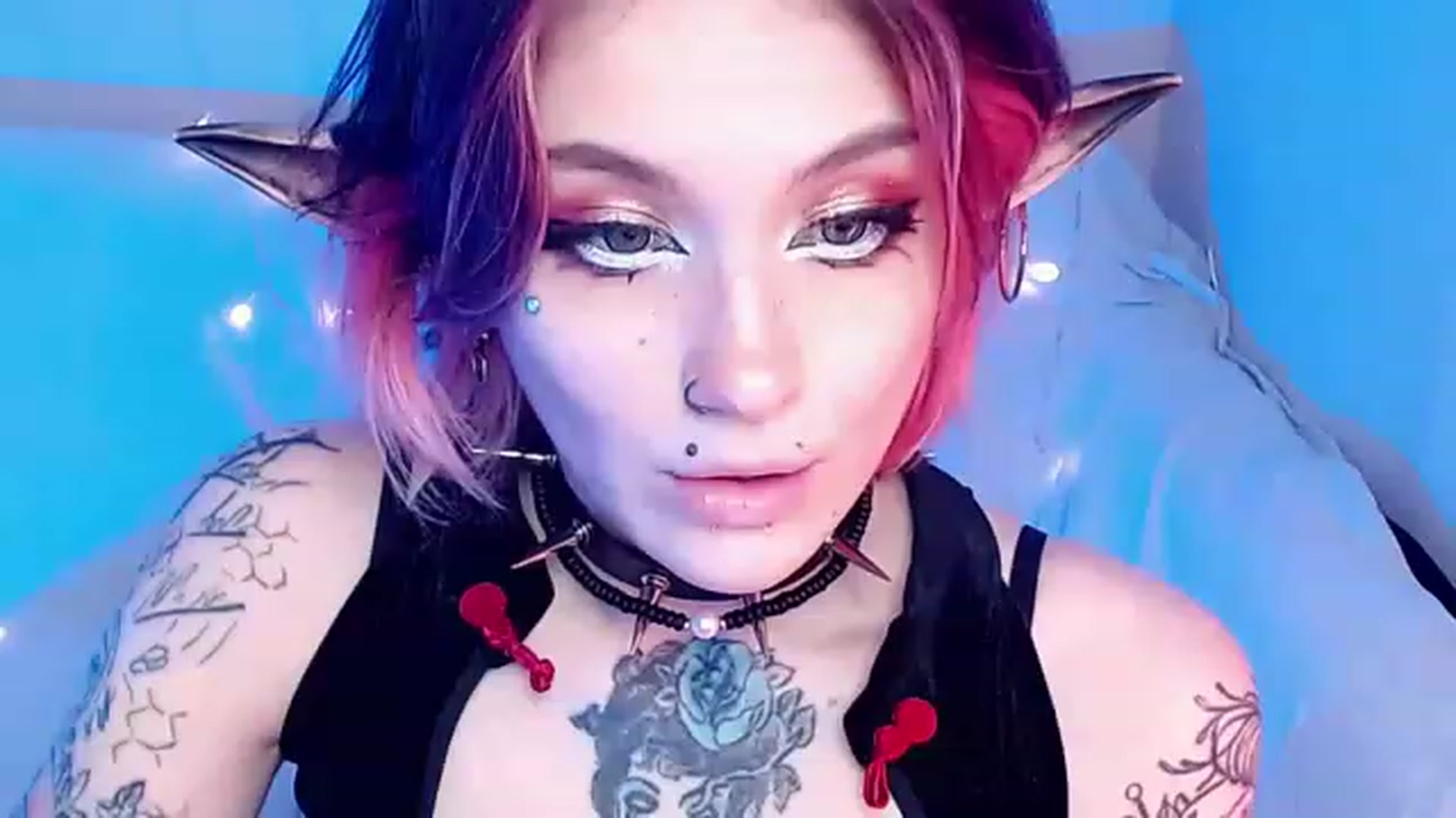 Gallery image thumbnail from Hella_Hell's myfreecams stream on, 08/05/2023, 11:42 image 1 of 20