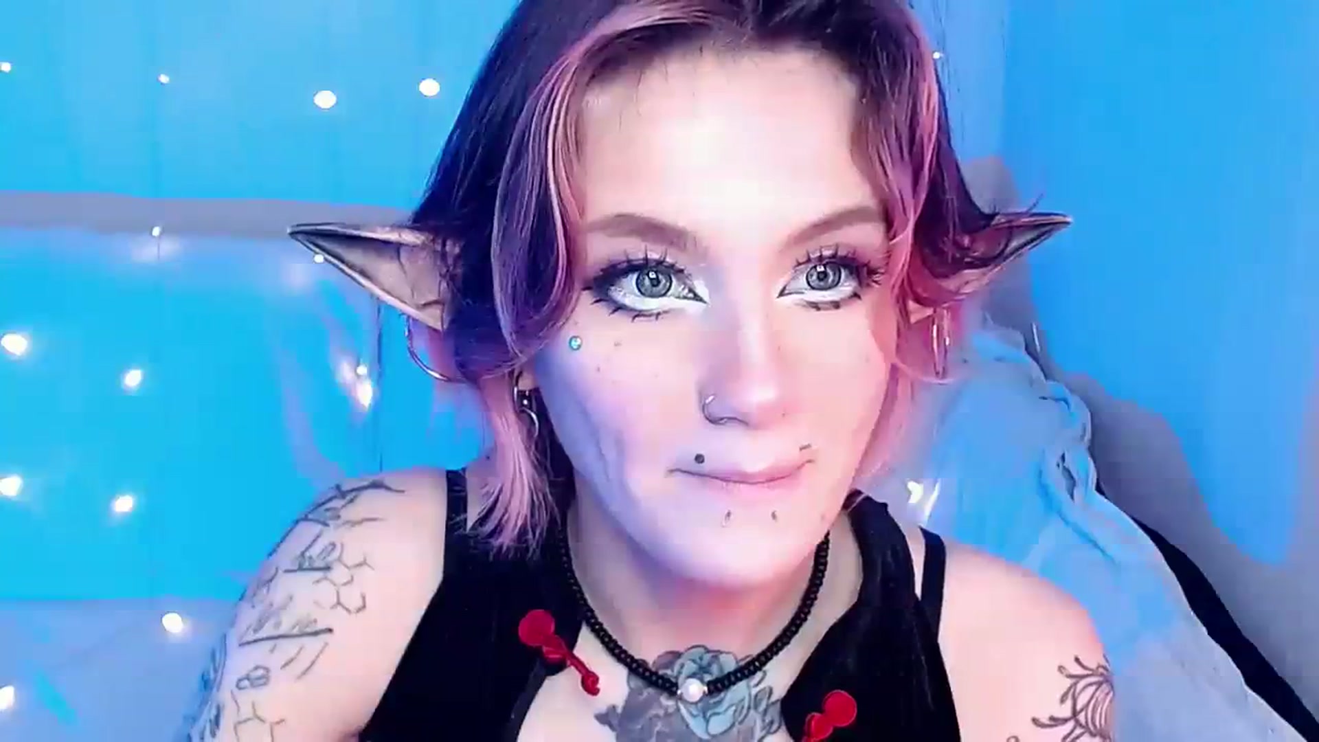 Gallery image thumbnail from Hella_Hell's myfreecams stream on, 08/06/2023, 12:07 image 17 of 20