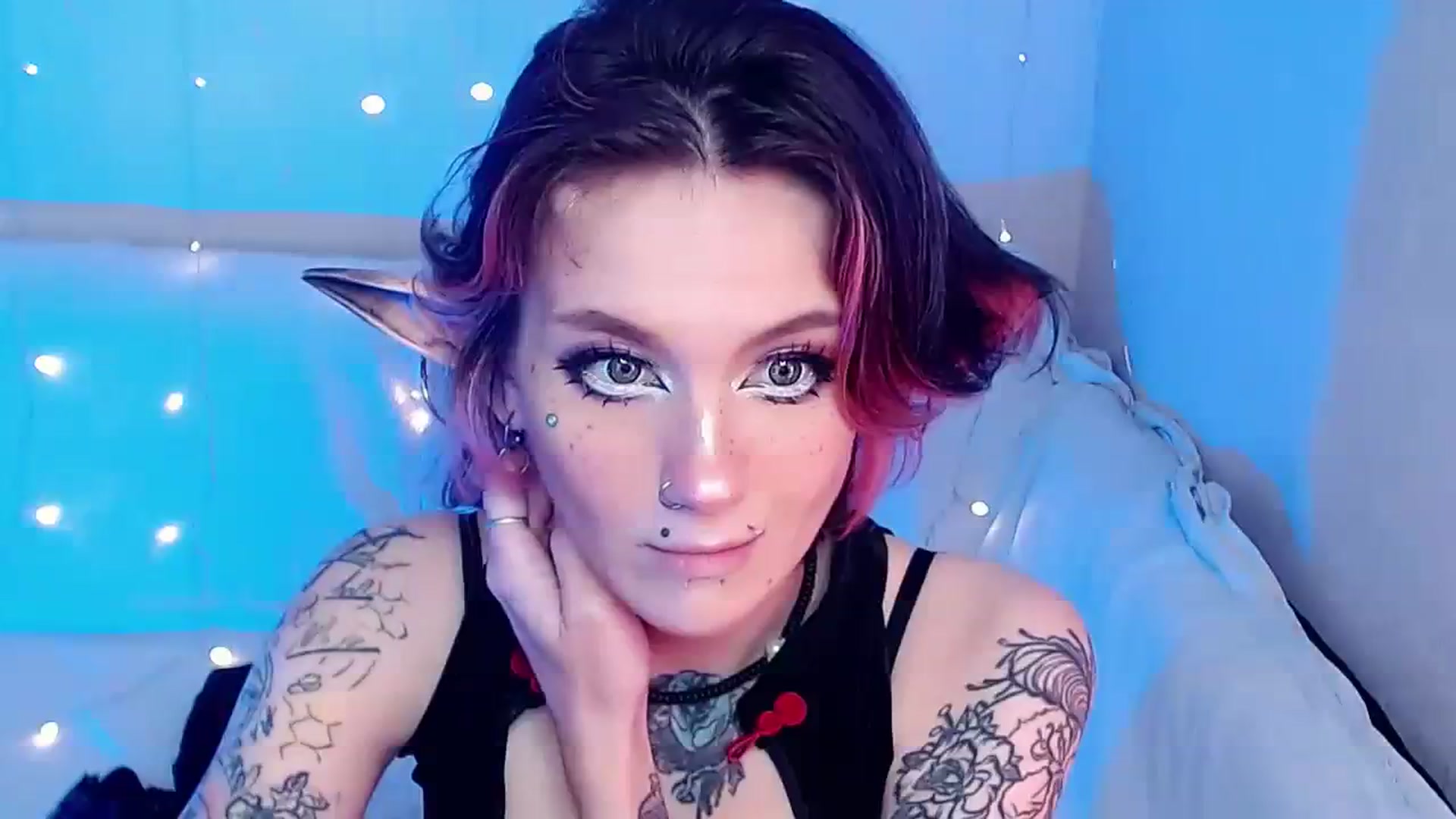 Gallery image thumbnail from Hella_Hell's myfreecams stream on, 08/06/2023, 12:07 image 8 of 20