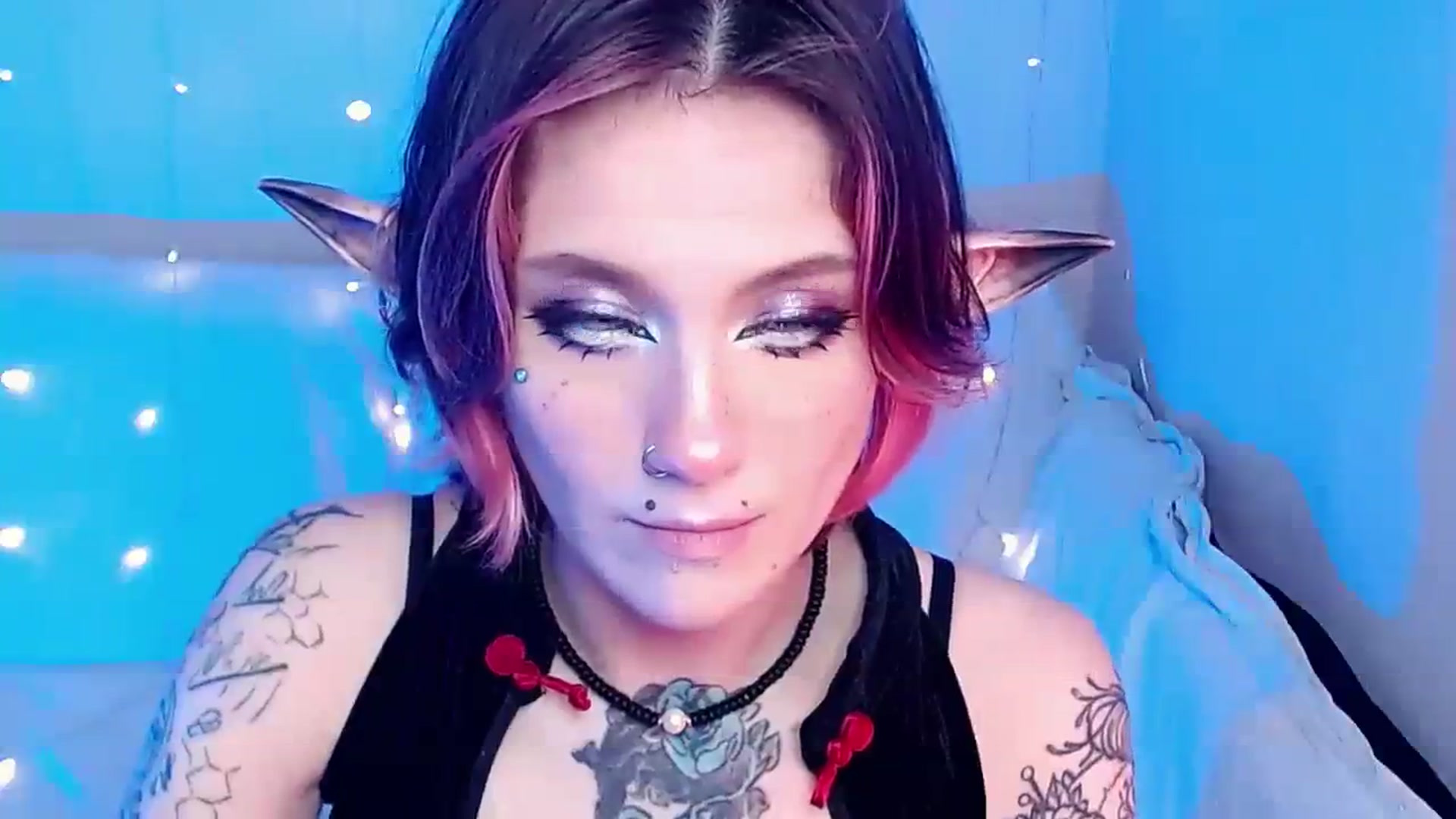Gallery image thumbnail from Hella_Hell's myfreecams stream on, 08/06/2023, 12:07 image 16 of 20
