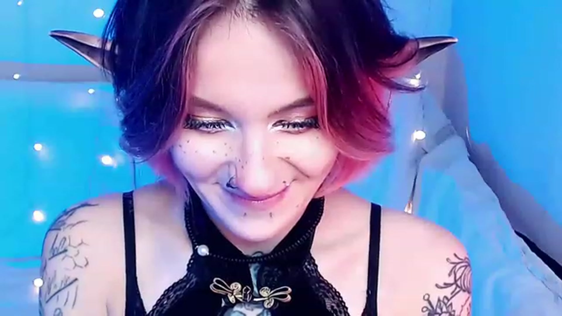 Gallery image thumbnail from Hella_Hell's myfreecams stream on, 08/07/2023, 11:56 image 19 of 20