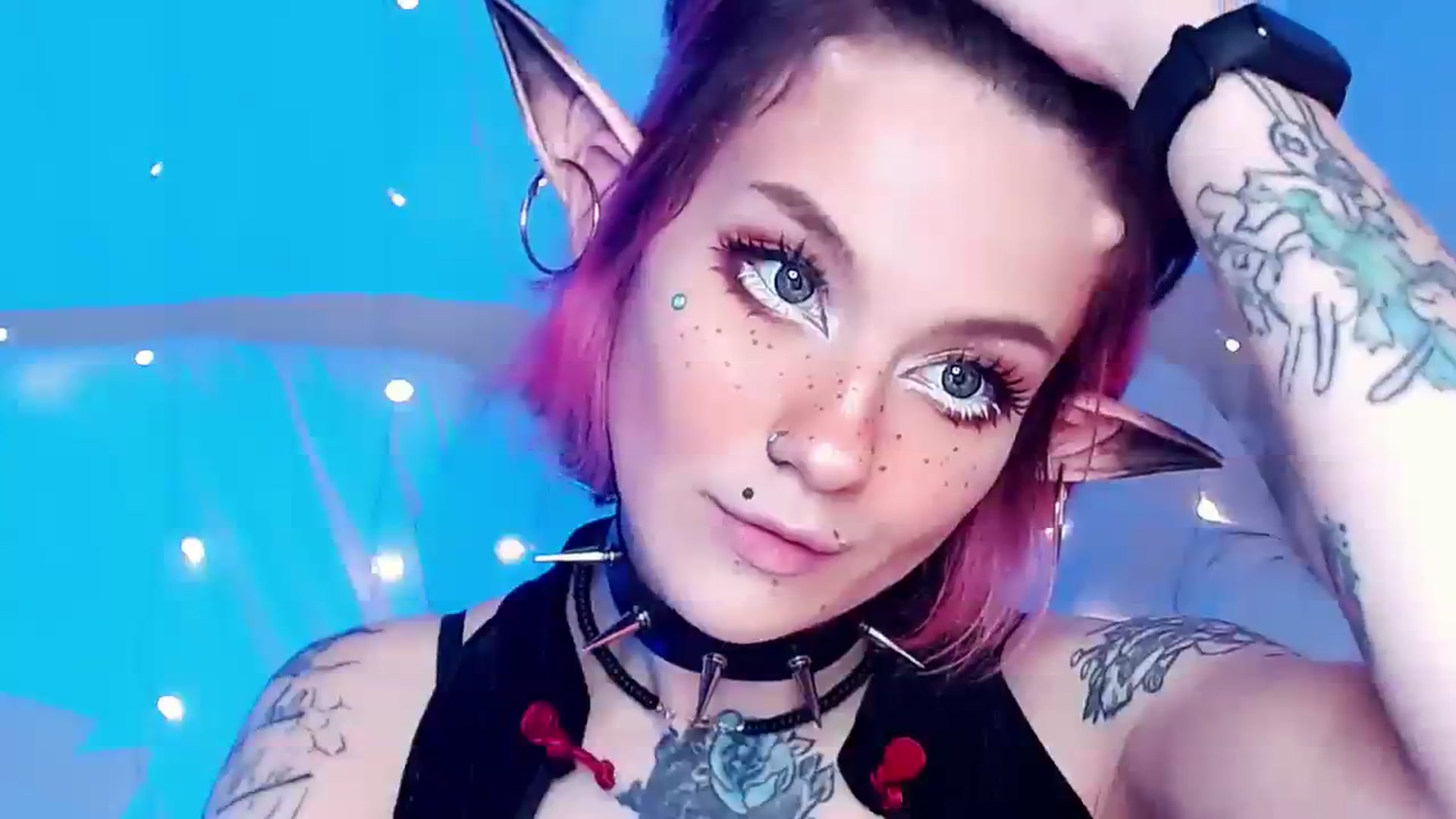 Gallery image thumbnail from Hella_Hell's myfreecams stream on, 08/13/2023, 10:36 image 16 of 20