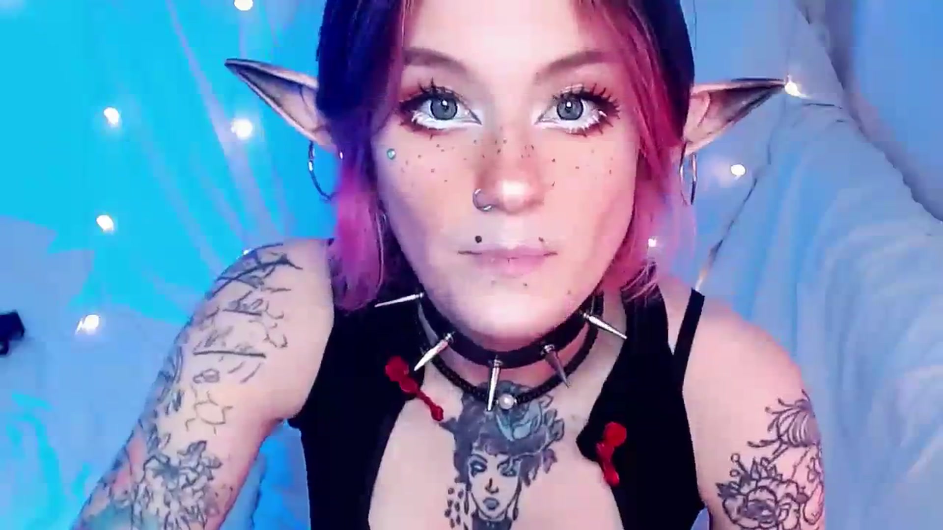 Gallery image thumbnail from Hella_Hell's myfreecams stream on, 08/13/2023, 10:36 image 17 of 20