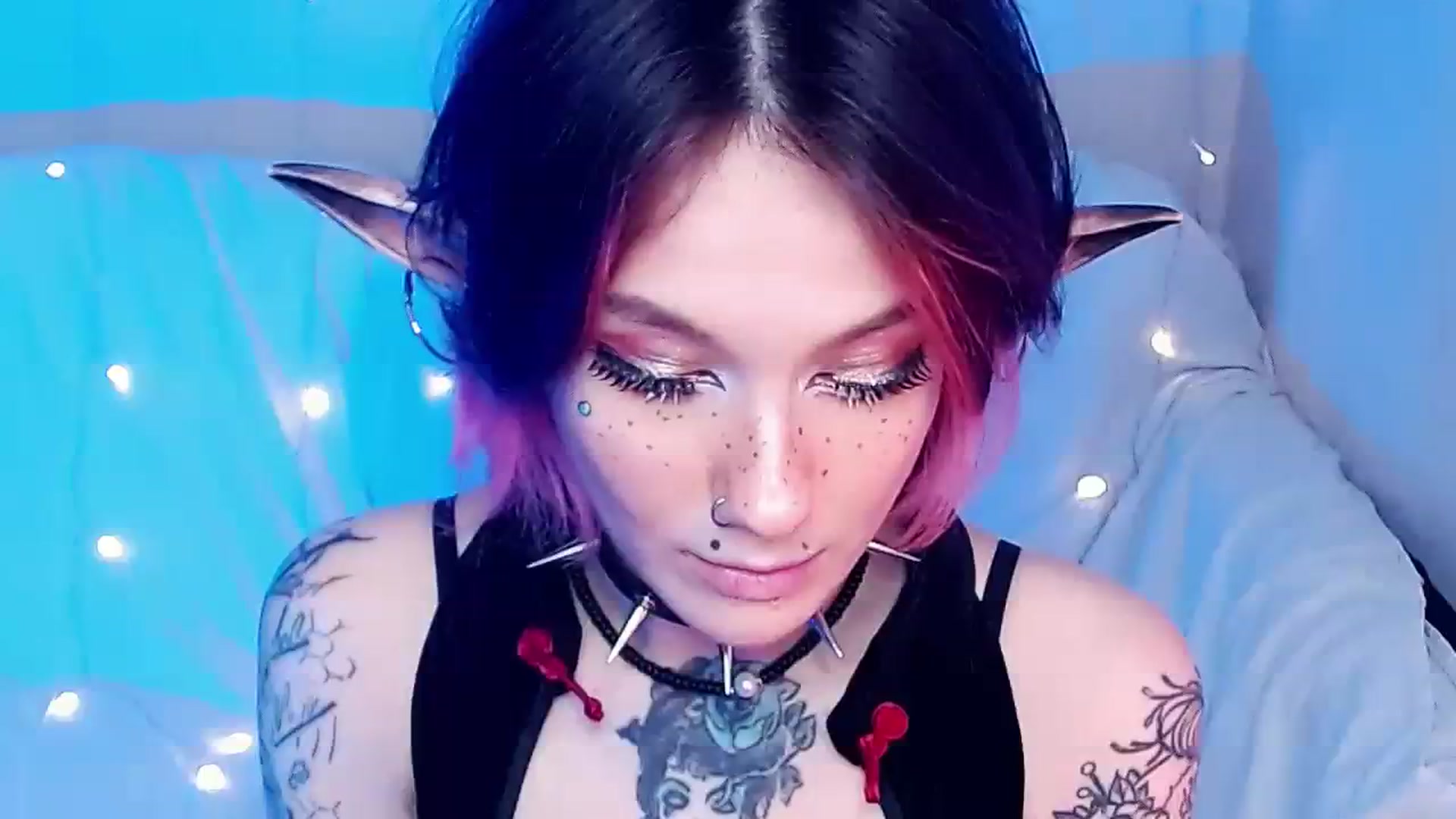 Gallery image thumbnail from Hella_Hell's myfreecams stream on, 08/13/2023, 12:43 image 20 of 20
