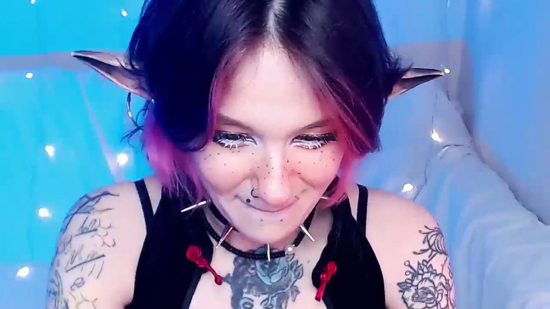 Gallery image thumbnail from Hella_Hell's myfreecams stream on, 08/13/2023, 12:43 image 2 of 20