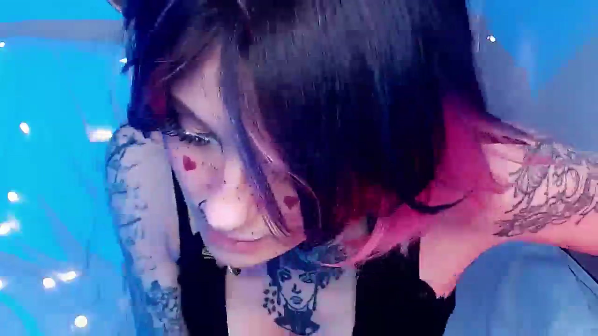 Gallery image thumbnail from Hella_Hell's myfreecams stream on, 08/14/2023, 13:22 image 17 of 20