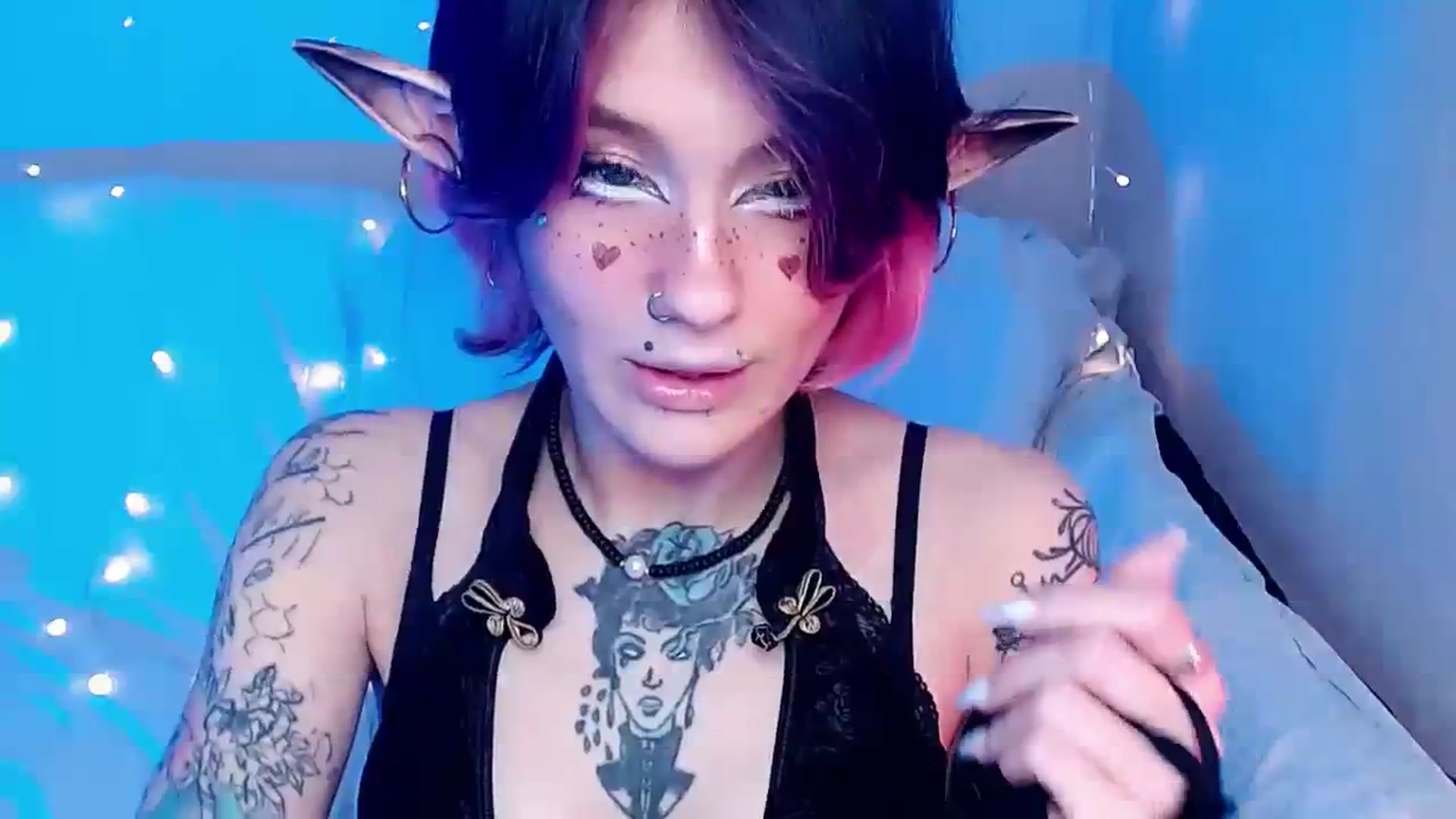 Gallery image thumbnail from Hella_Hell's myfreecams stream on, 08/14/2023, 13:22 image 9 of 20