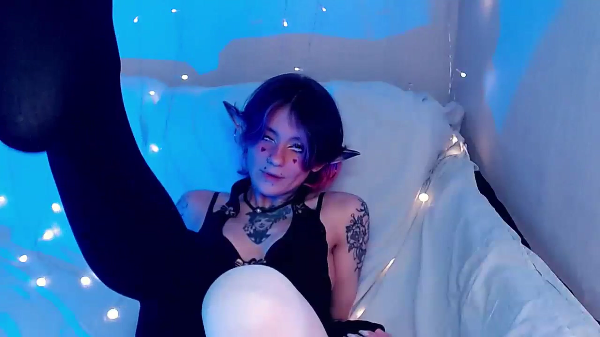 Gallery image thumbnail from Hella_Hell's myfreecams stream on, 08/14/2023, 13:22 image 11 of 20