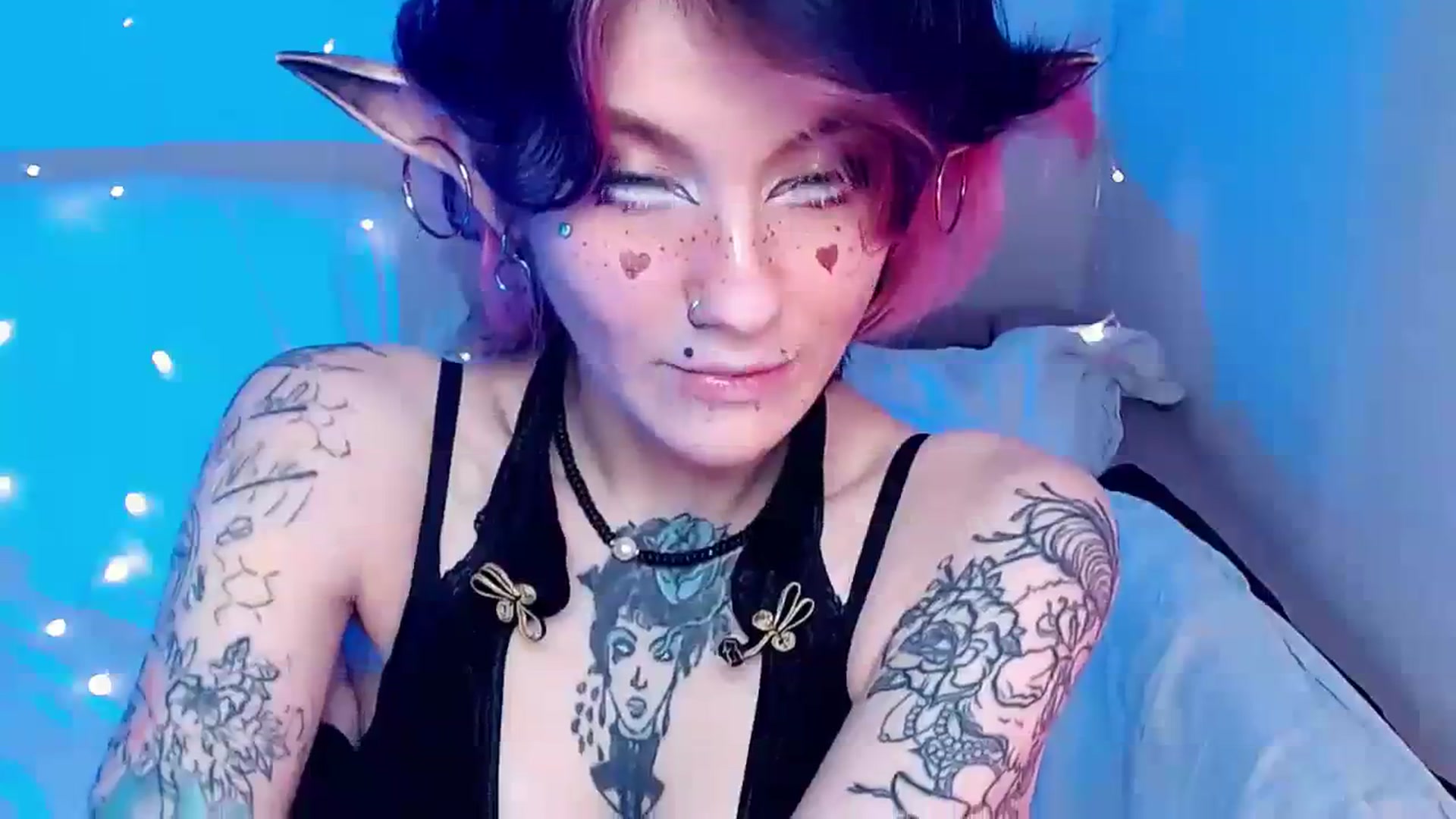 Gallery image thumbnail from Hella_Hell's myfreecams stream on, 08/14/2023, 13:22 image 13 of 20