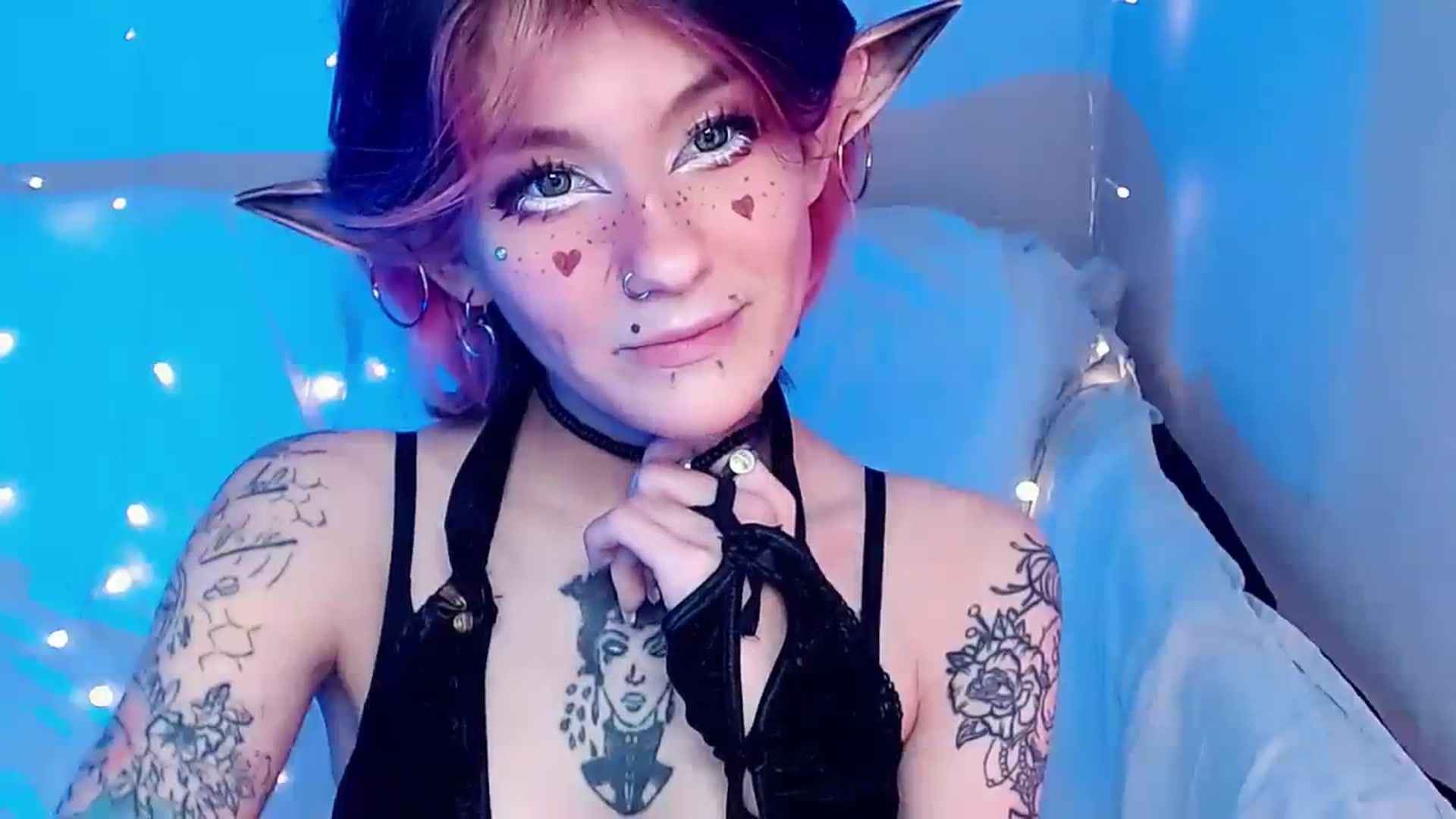 Gallery image thumbnail from Hella_Hell's myfreecams stream on, 08/14/2023, 13:22 image 3 of 20