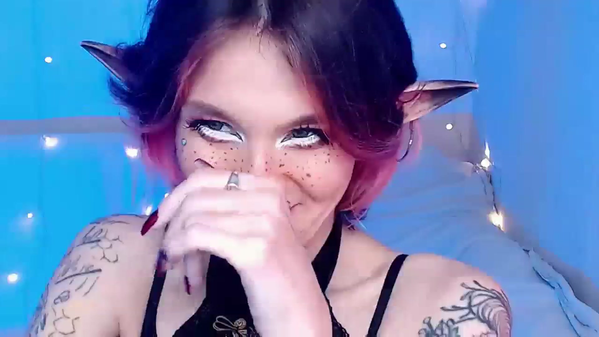Gallery image thumbnail from Hella_Hell's myfreecams stream on, 08/19/2023, 11:59 image 4 of 20