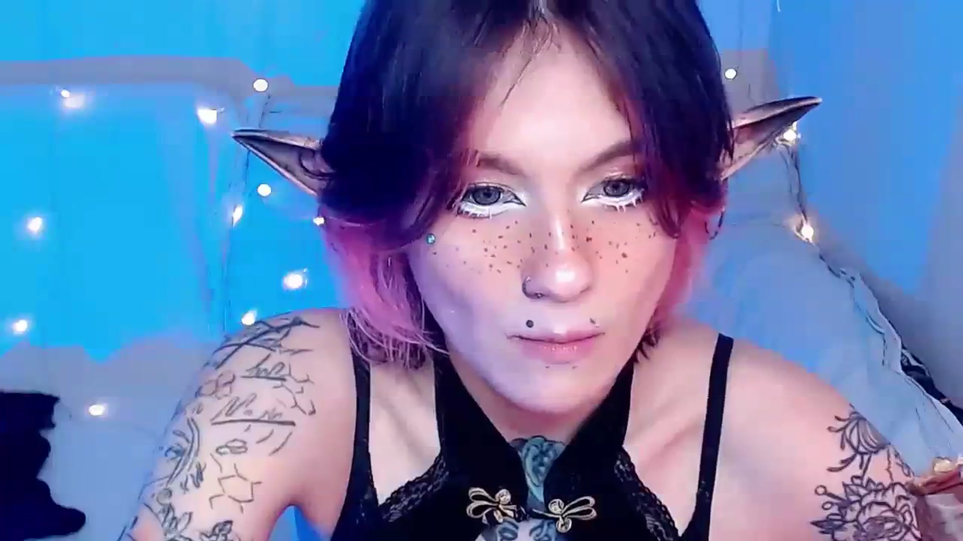 Gallery image thumbnail from Hella_Hell's myfreecams stream on, 08/19/2023, 11:59 image 19 of 20