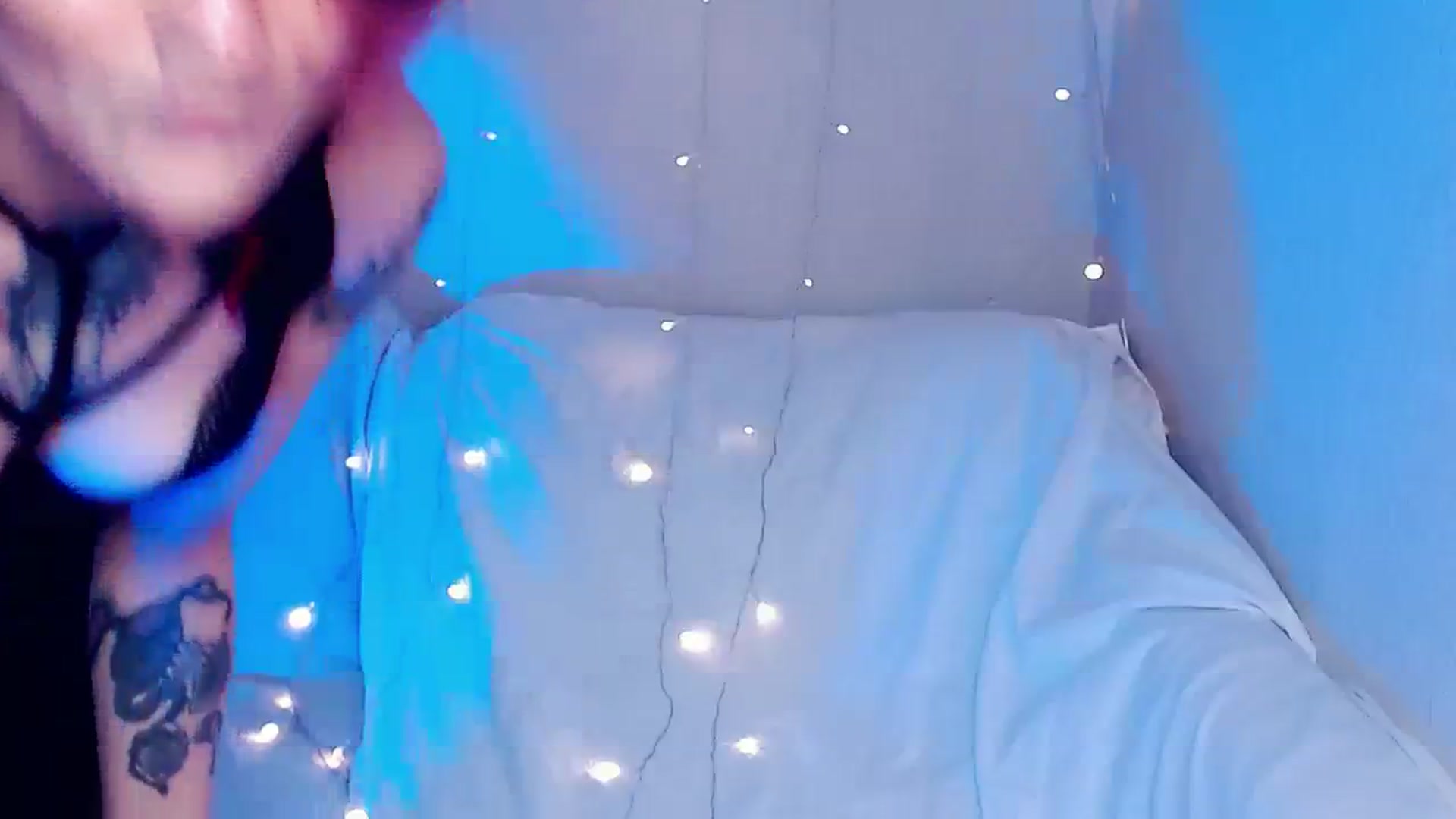 Gallery image thumbnail from Hella_Hell's myfreecams stream on, 08/20/2023, 12:35 image 16 of 20