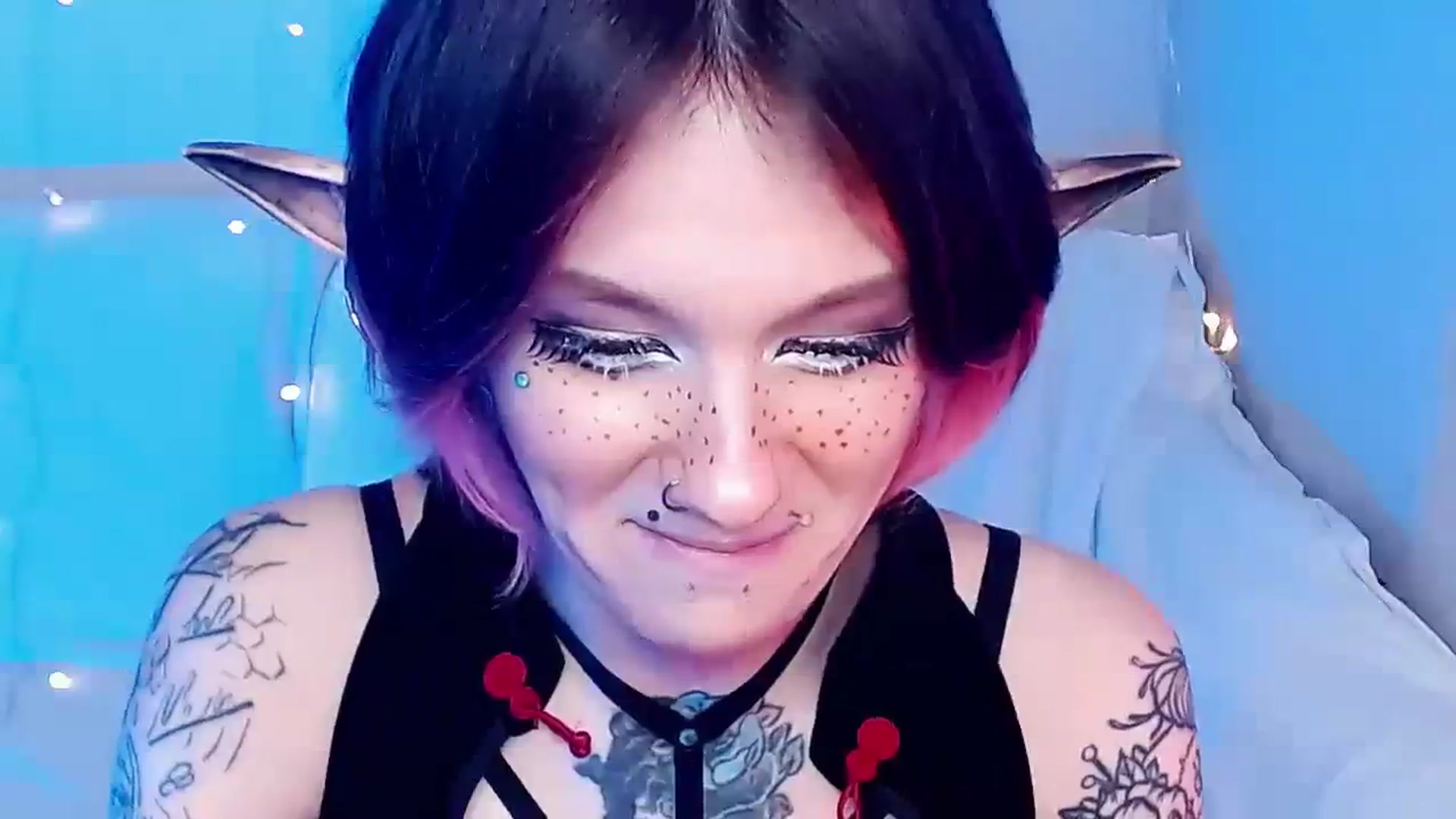 Gallery image thumbnail from Hella_Hell's myfreecams stream on, 08/20/2023, 12:35 image 10 of 20