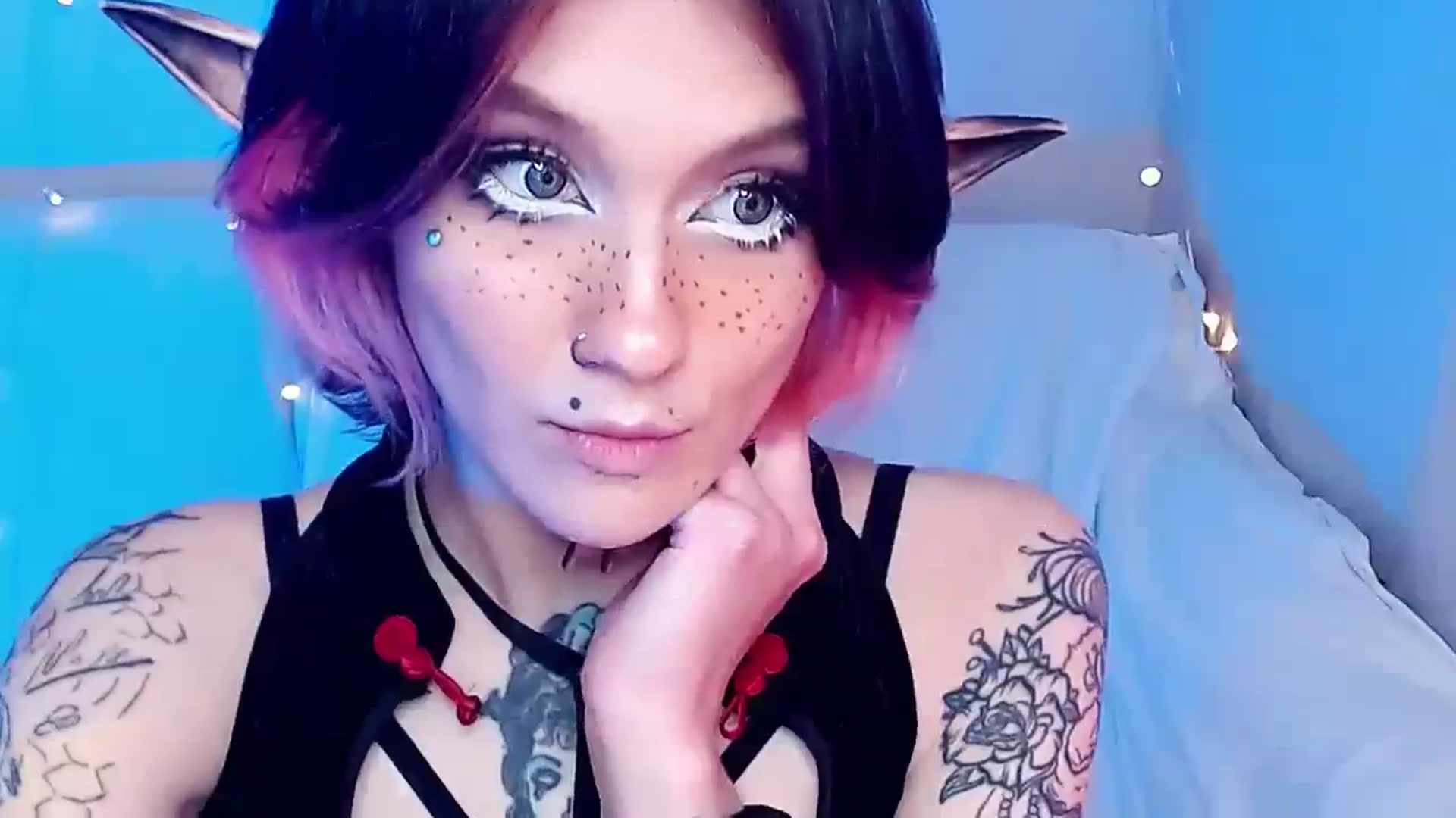 Gallery image thumbnail from Hella_Hell's myfreecams stream on, 08/20/2023, 12:35 image 11 of 20