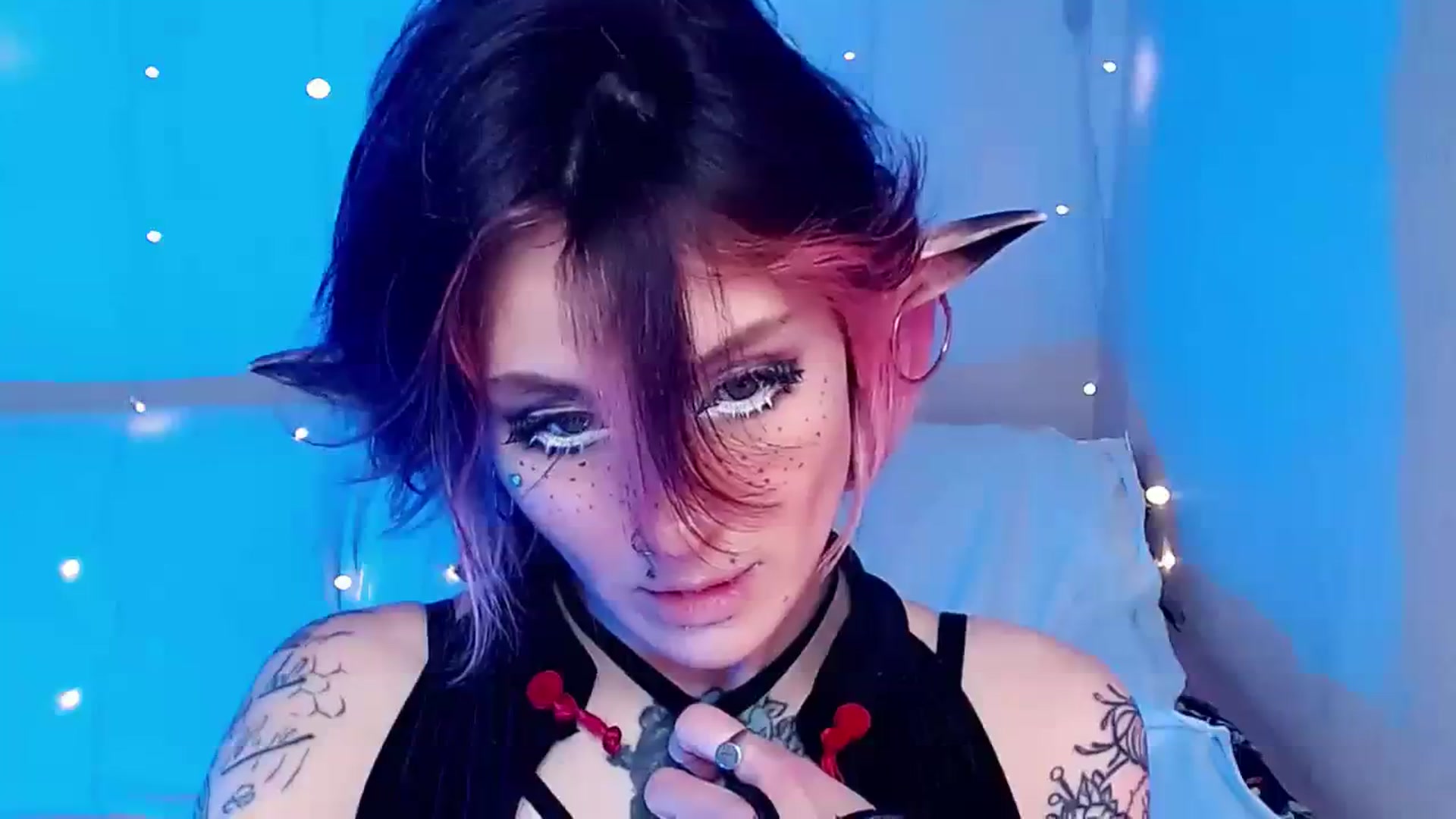 Gallery image thumbnail from Hella_Hell's myfreecams stream on, 08/20/2023, 13:34 image 5 of 20